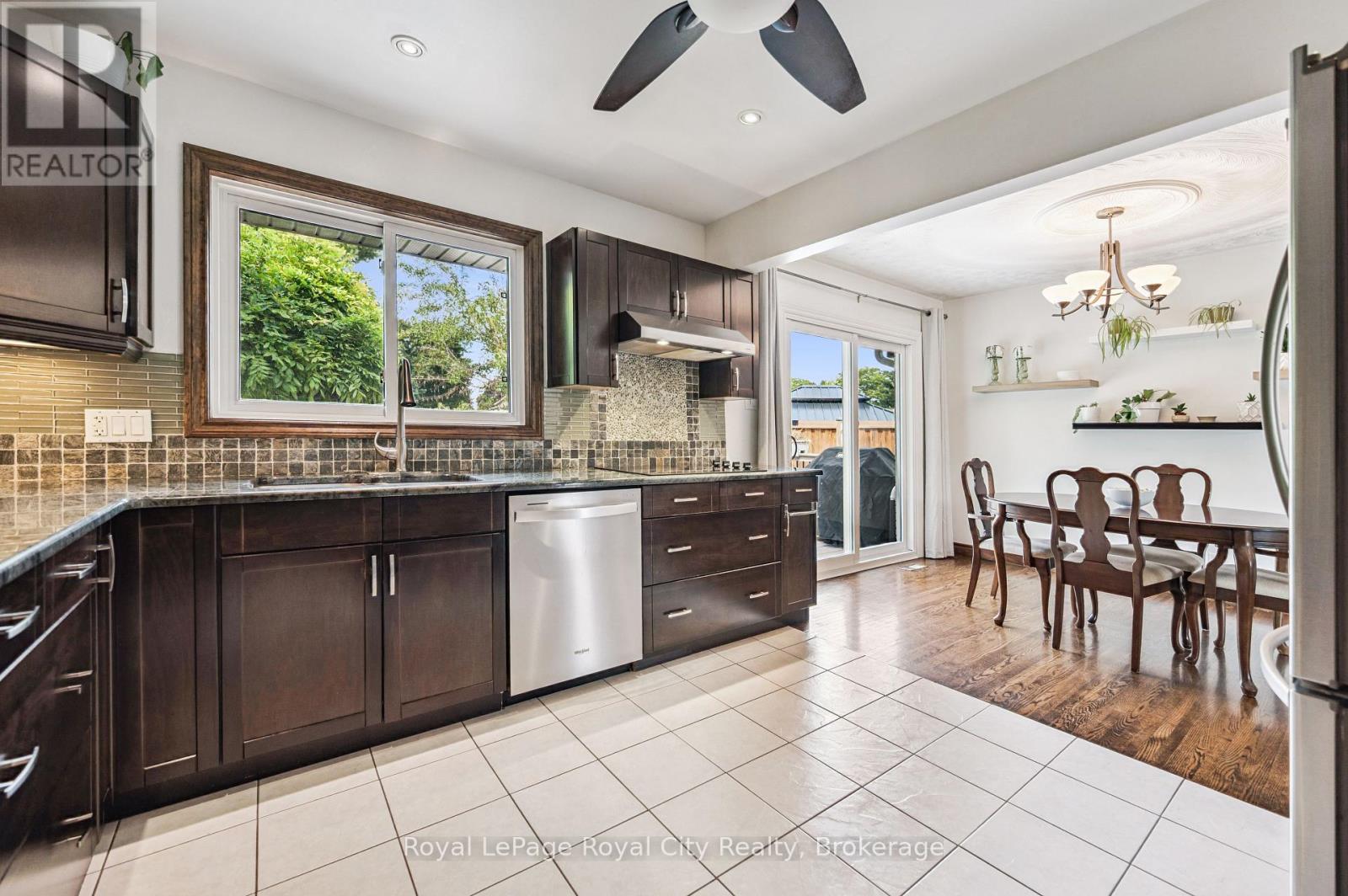 Photo 16 of 22 Owen Avenue, Kitchener ON