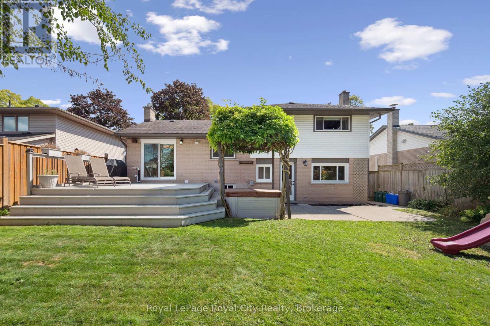 Photo 30 of 22 Owen Avenue, Kitchener ON