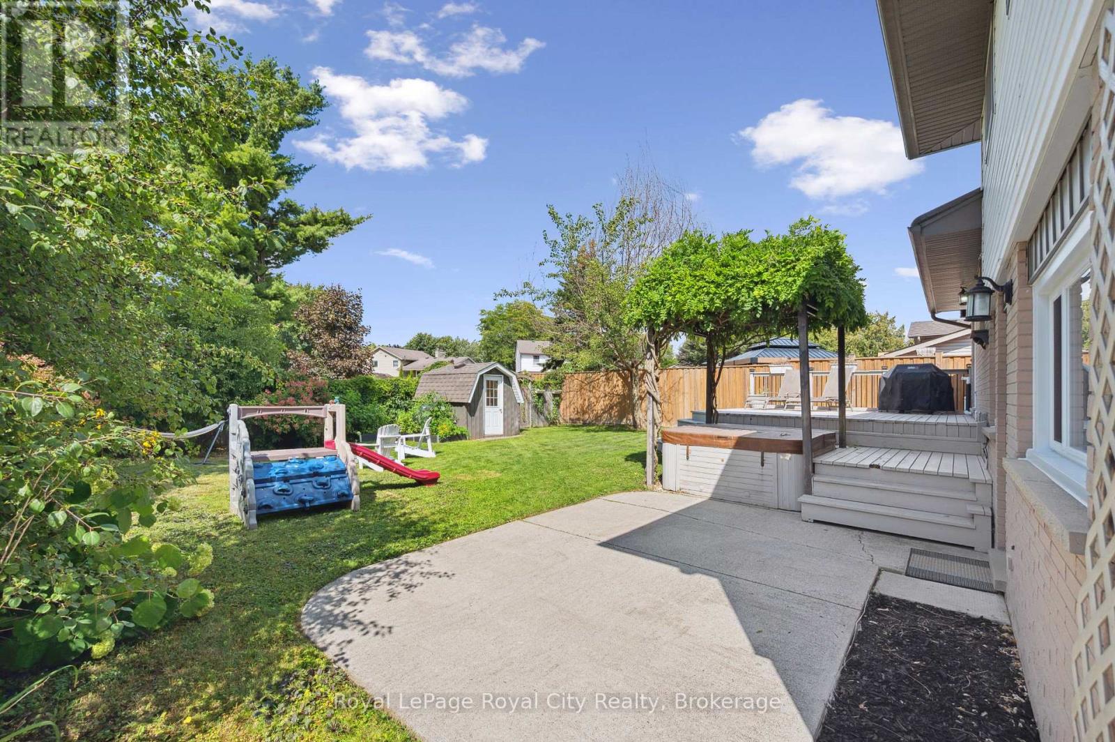 Photo 31 of 22 Owen Avenue, Kitchener ON