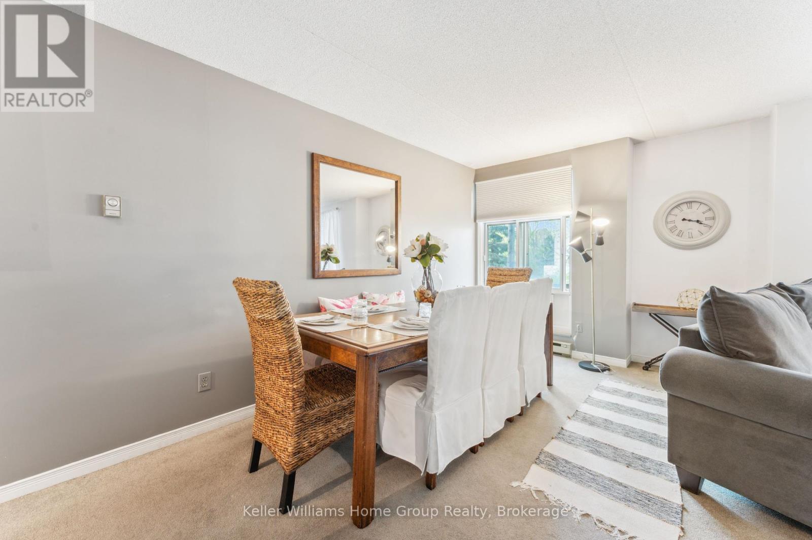 Photo 14 of 105 8 Christopher Court, Guelph ON
