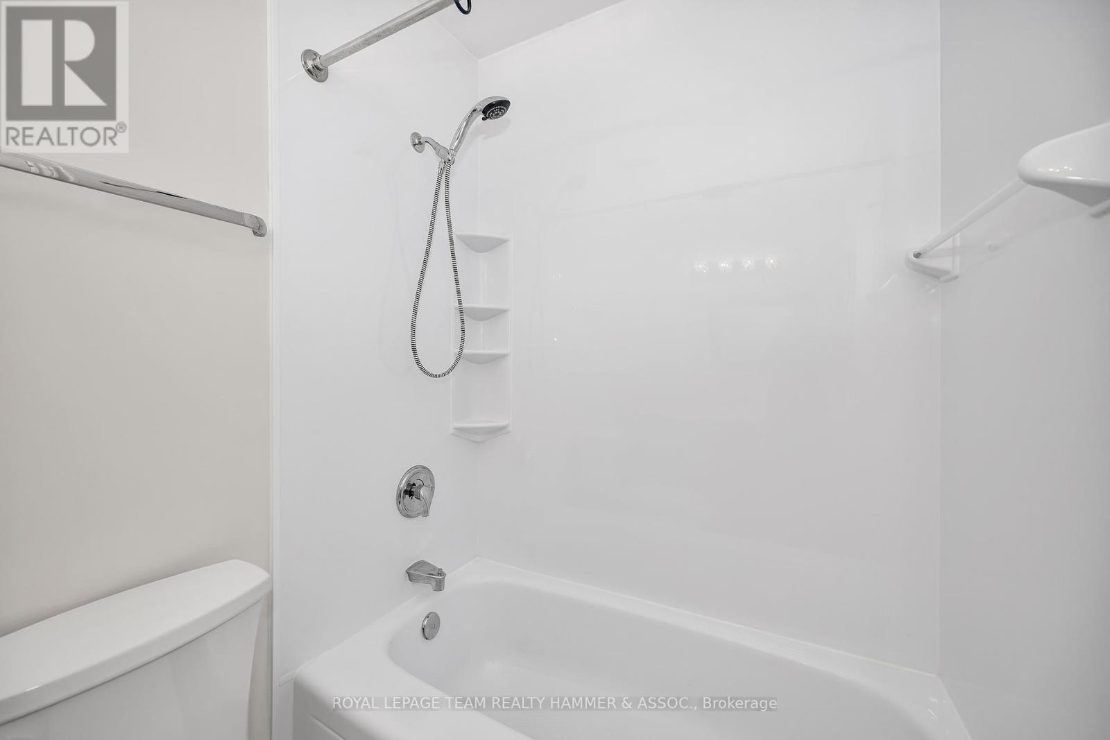 Photo 22 of 8 Chisholm Court, Ottawa ON