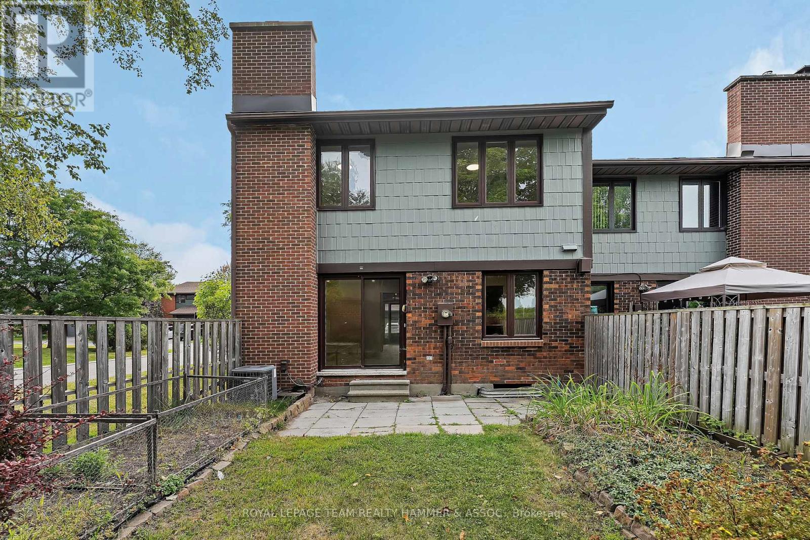 Photo 23 of 8 Chisholm Court, Ottawa ON