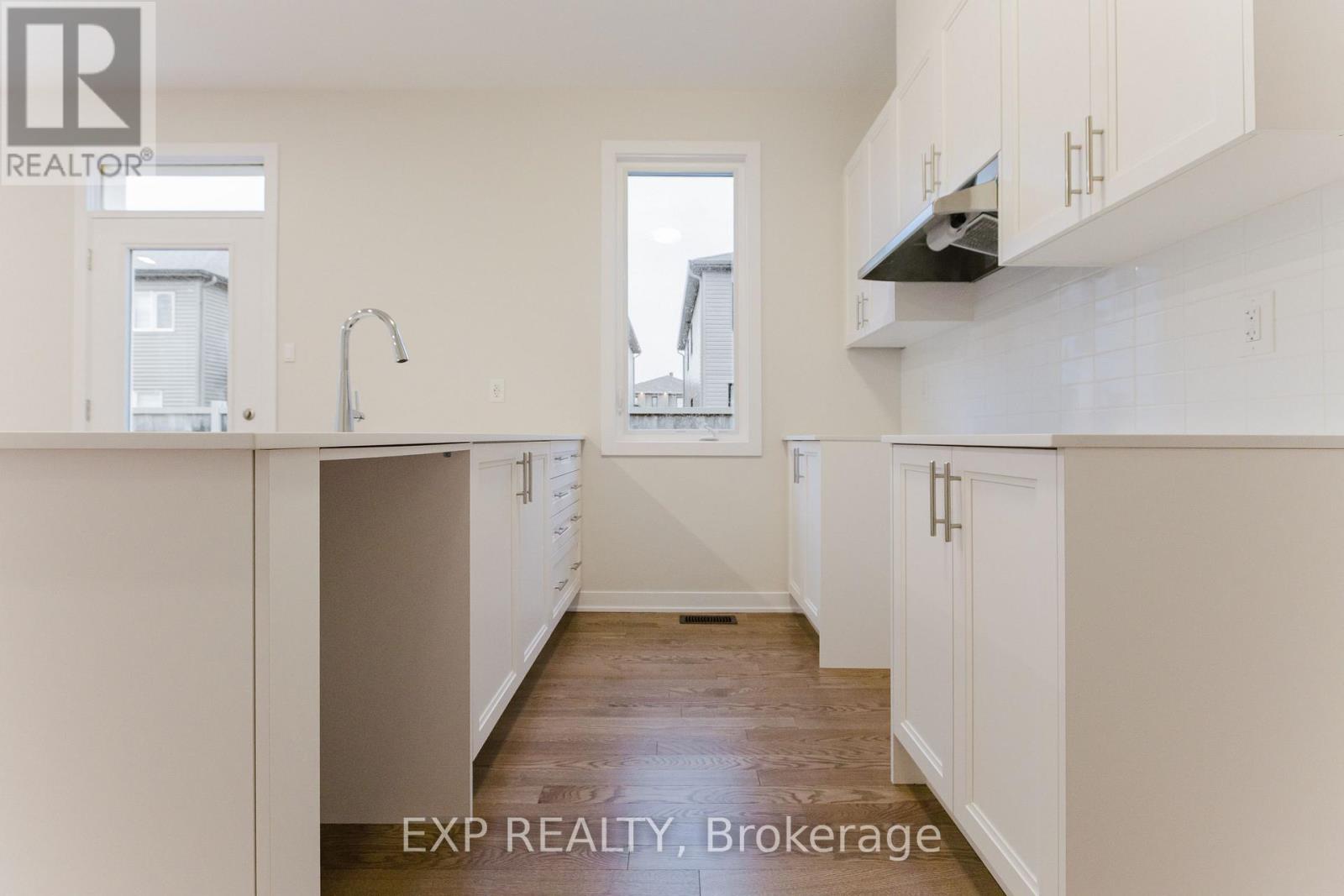 Photo 12 of 133 Ryan Reynolds Way, Ottawa ON