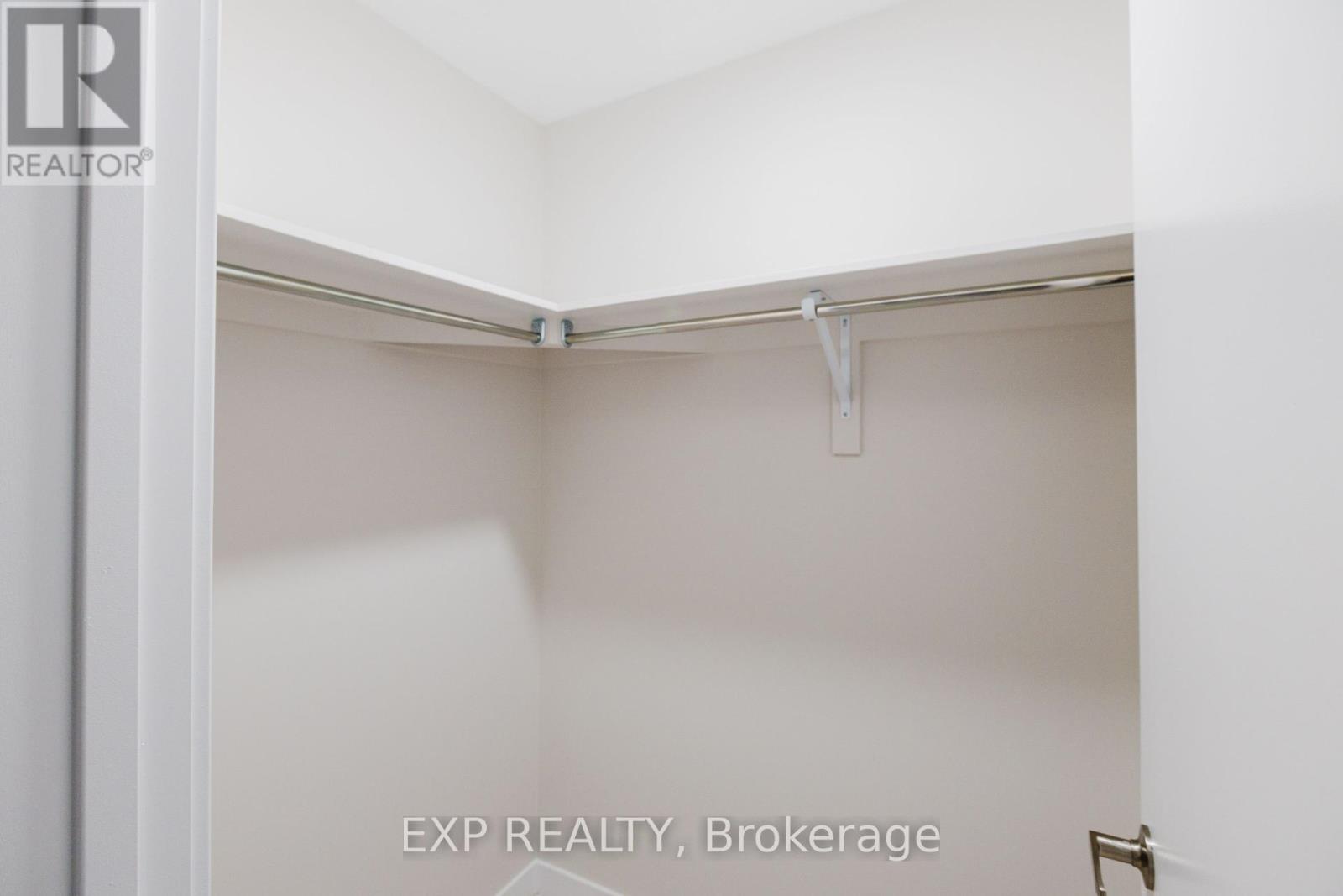 Photo 15 of 133 Ryan Reynolds Way, Ottawa ON