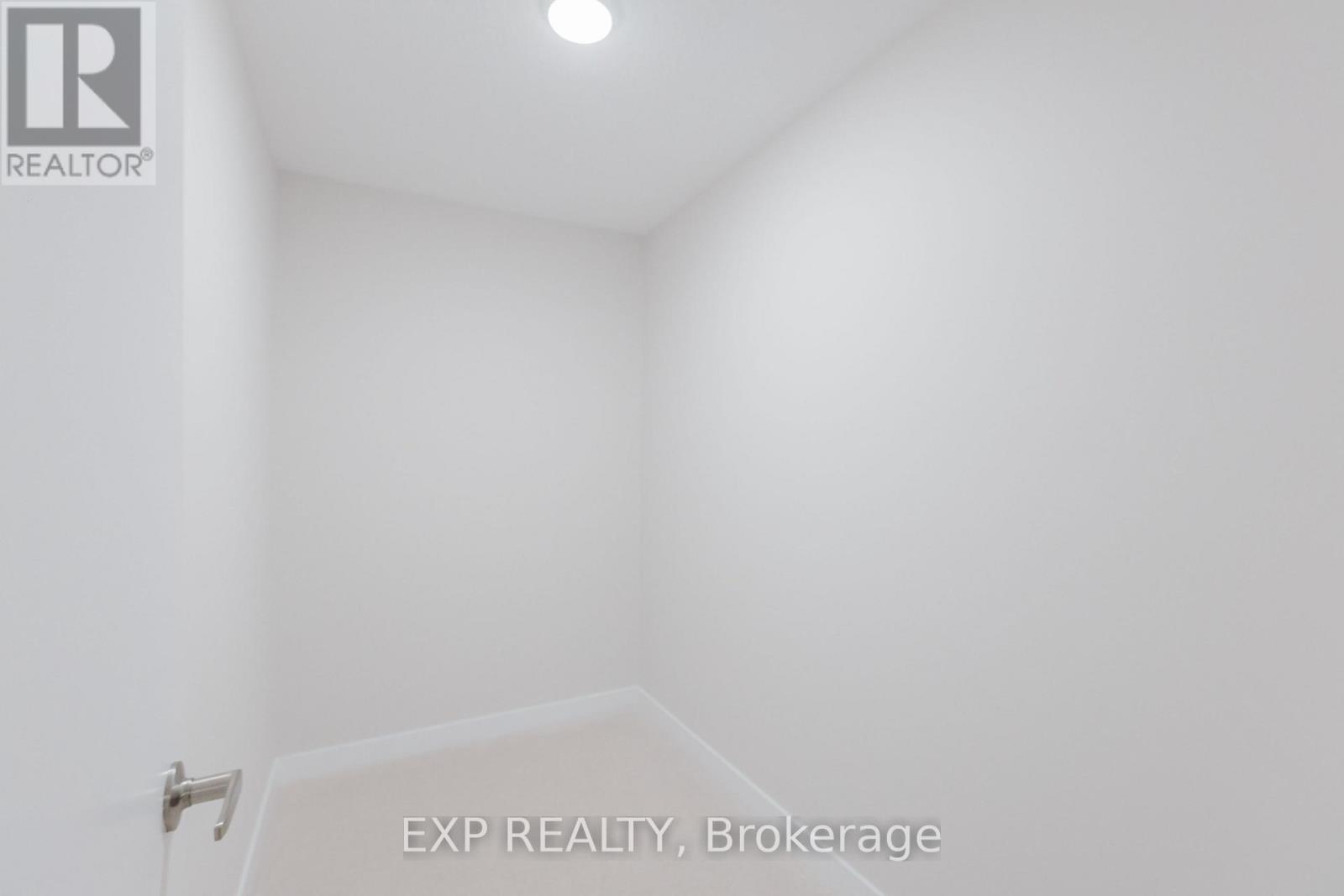 Photo 24 of 133 Ryan Reynolds Way, Ottawa ON