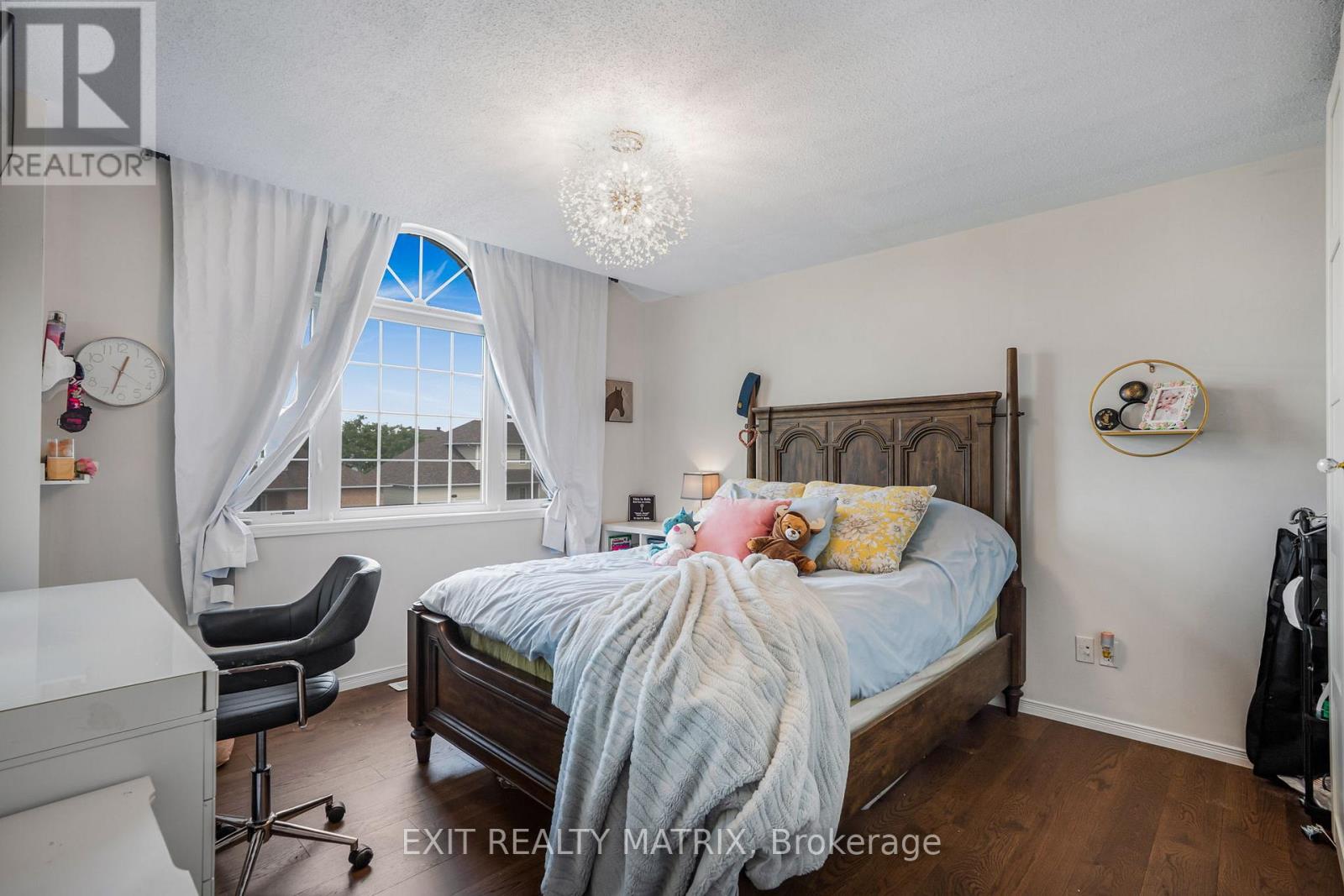 Photo 27 of 116 Lamadeleine Boulevard, Russell ON