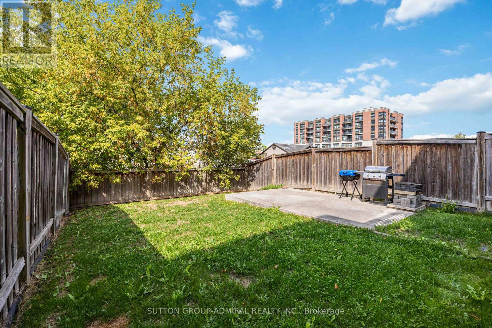Photo 45 of 135 Armstrong Crescent, Bradford West Gwillimbury ON