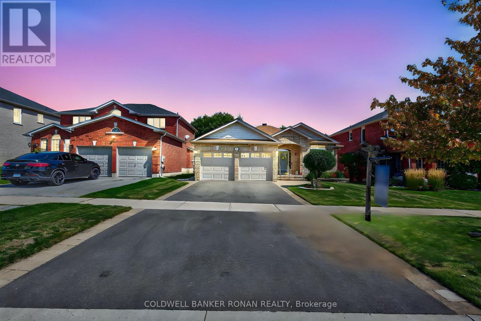 Photo 1 of 145 Buchanan Drive, New Tecumseth ON