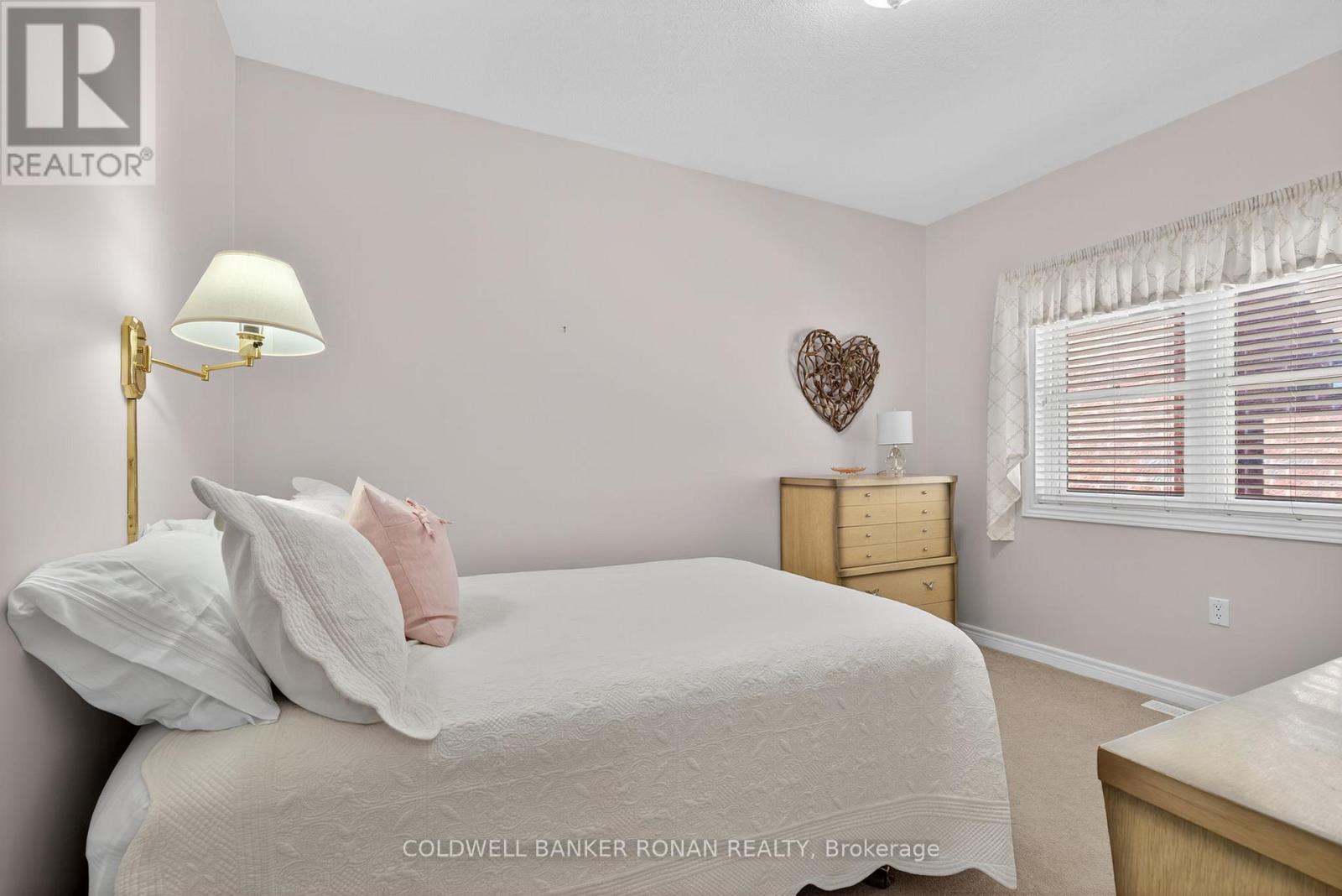 Photo 26 of 145 Buchanan Drive, New Tecumseth ON