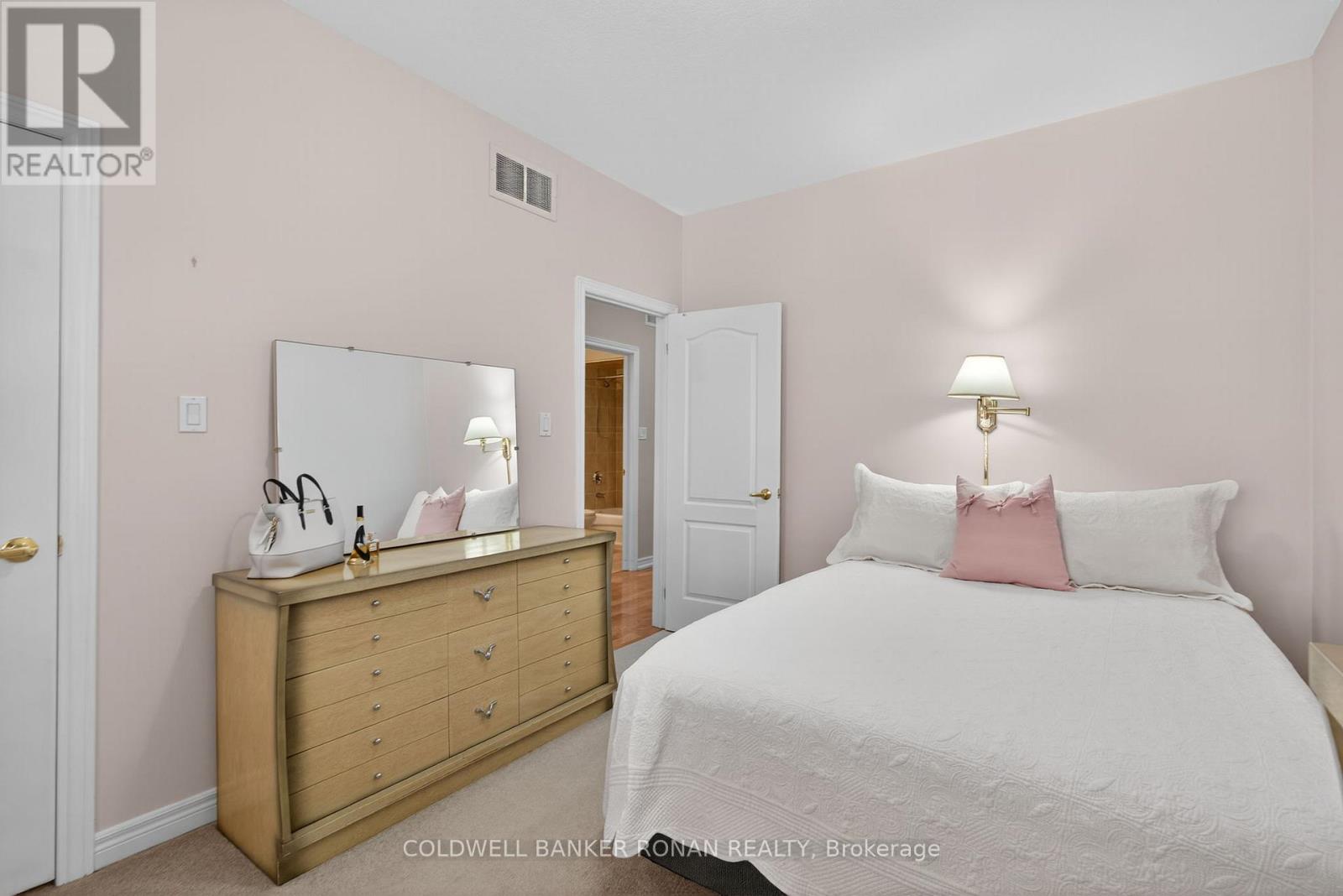 Photo 27 of 145 Buchanan Drive, New Tecumseth ON