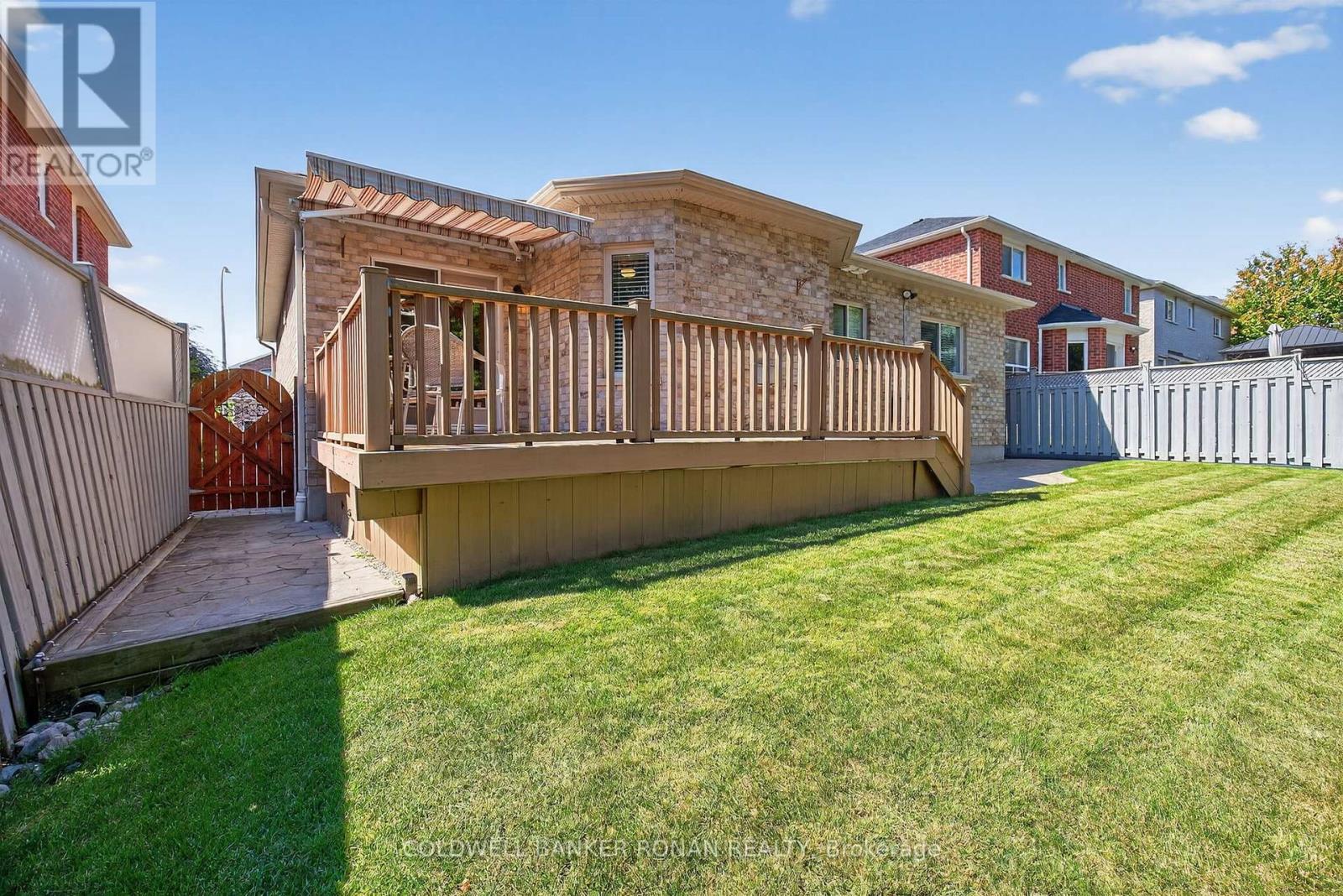 Photo 35 of 145 Buchanan Drive, New Tecumseth ON