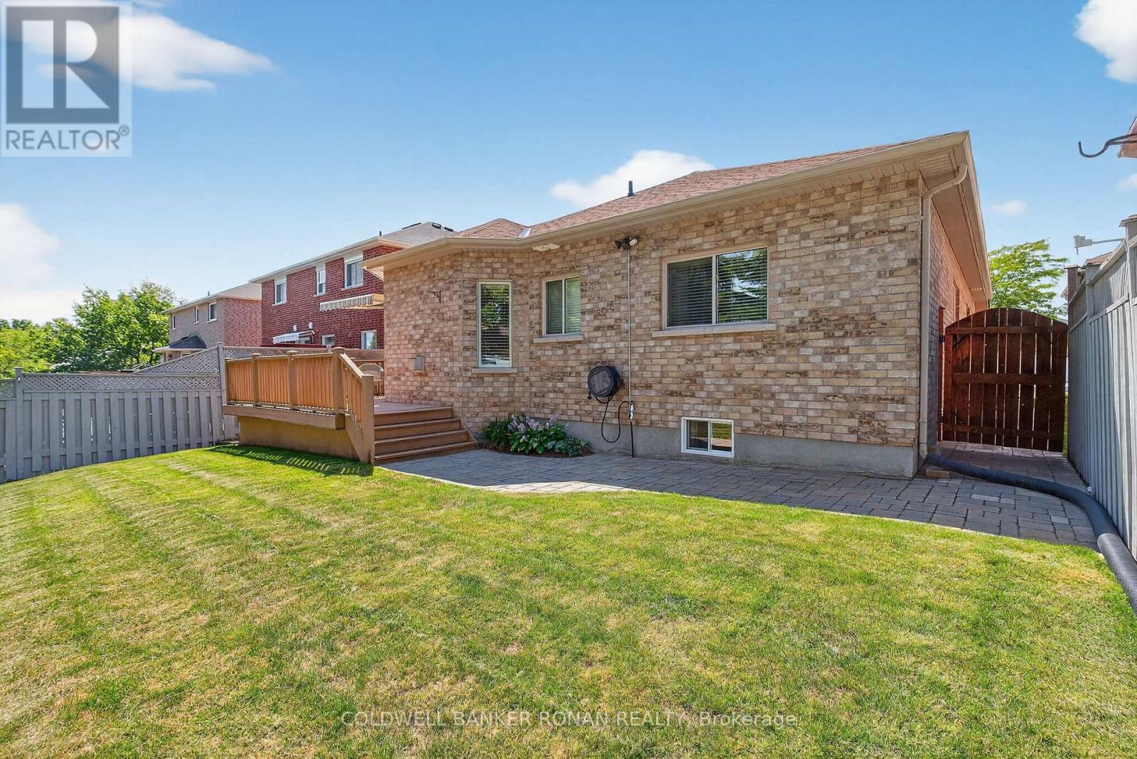 Photo 37 of 145 Buchanan Drive, New Tecumseth ON