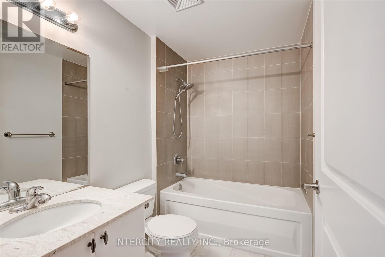 Photo 21 of 516 9235 Jane Street W, Vaughan ON