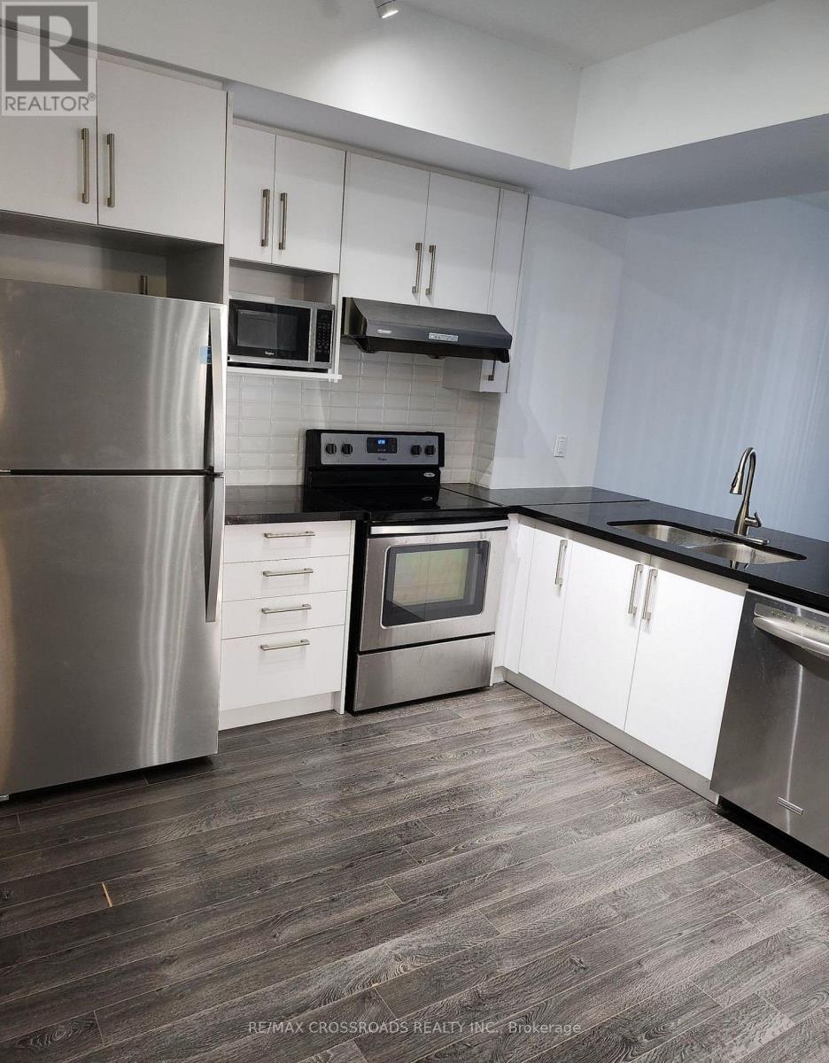Photo 3 of 502 38 Cedarland Drive, Markham ON
