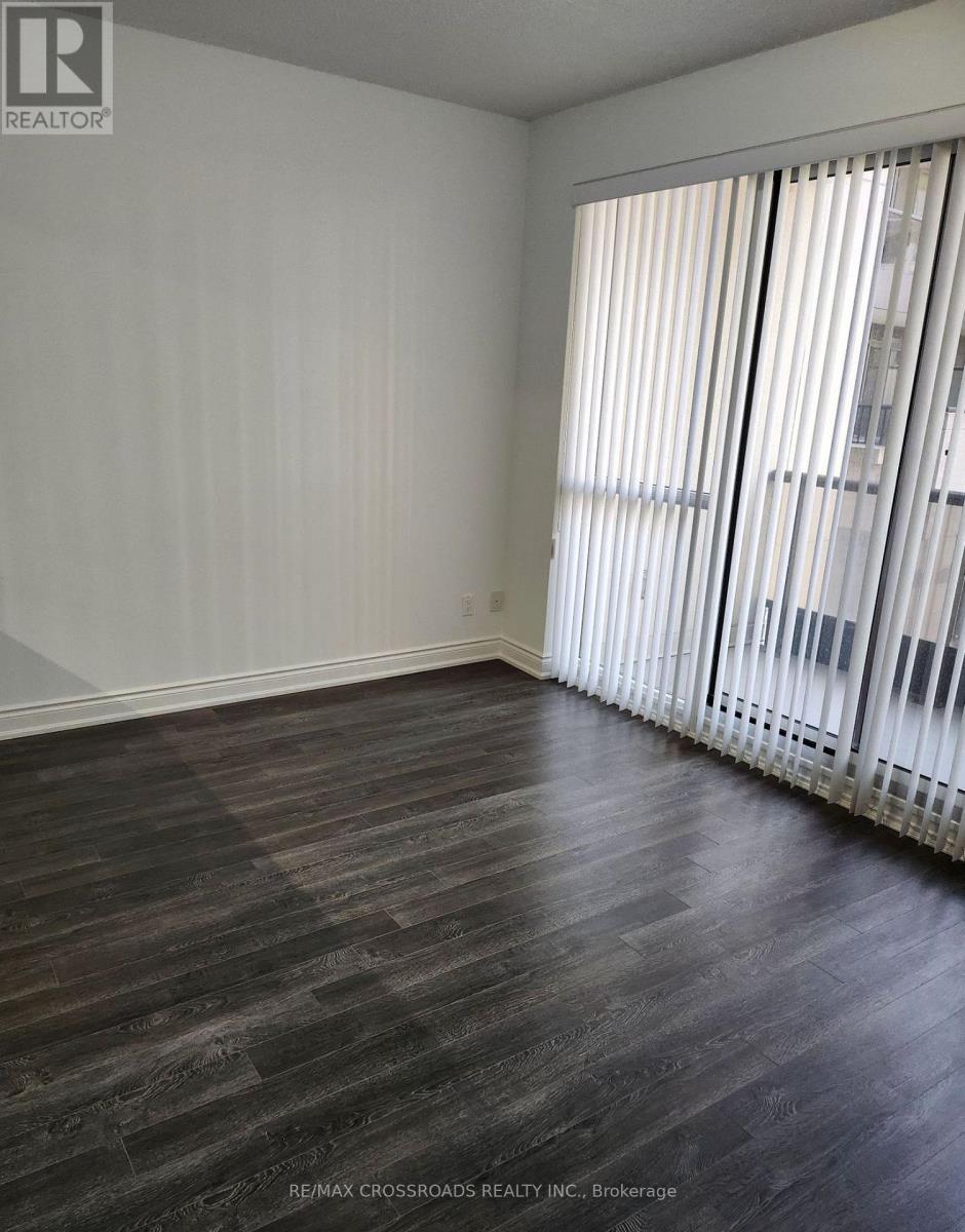 Photo 8 of 502 38 Cedarland Drive, Markham ON