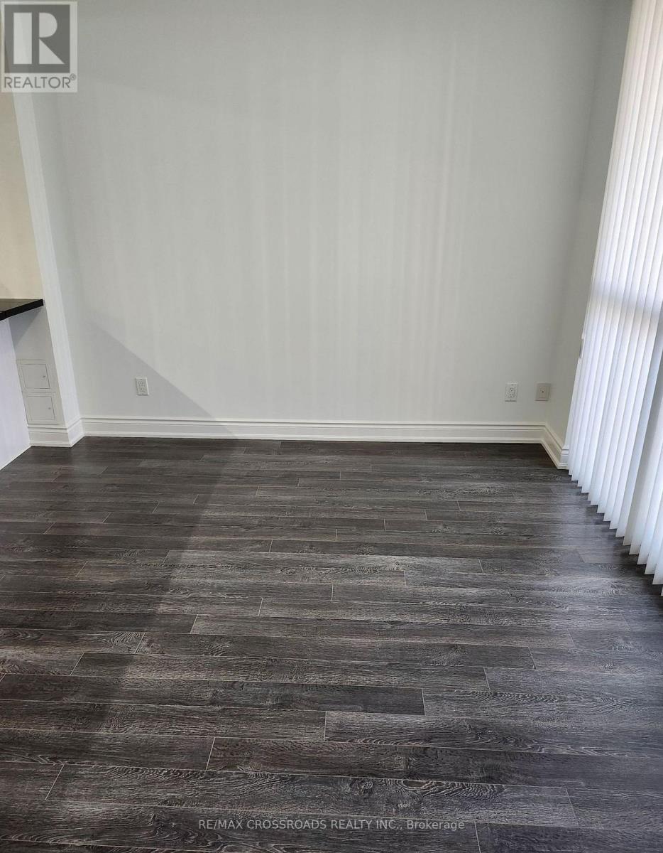 Photo 9 of 502 38 Cedarland Drive, Markham ON