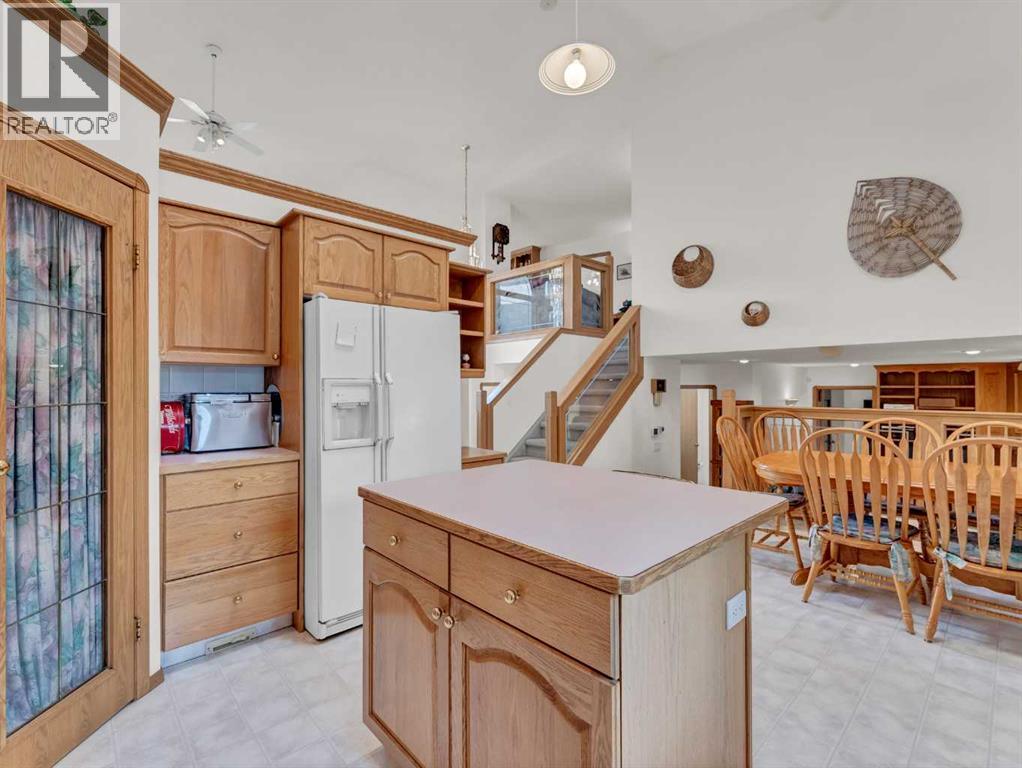 Photo 9 of 30 Preston Avenue Ne, Medicine Hat AB