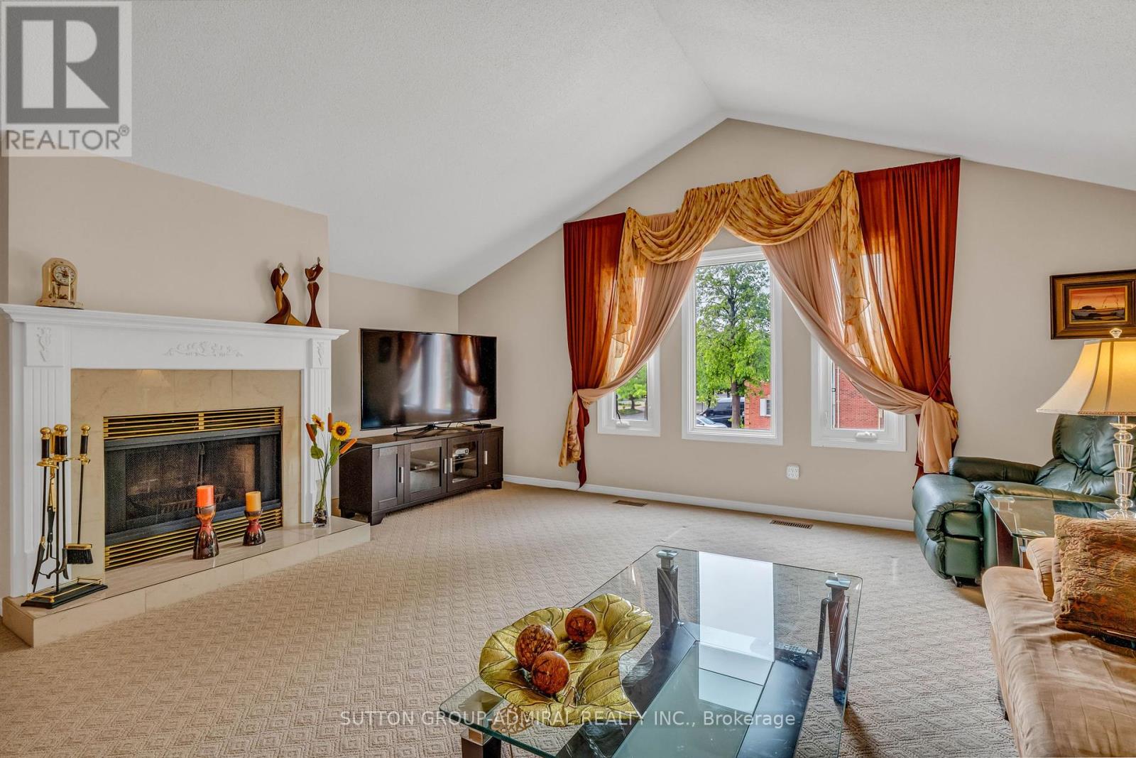 Photo 20 of 44 Brownridge Drive, Vaughan ON