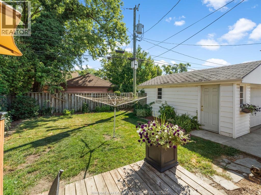Photo 36 of 854 Belleperche Place, Windsor ON