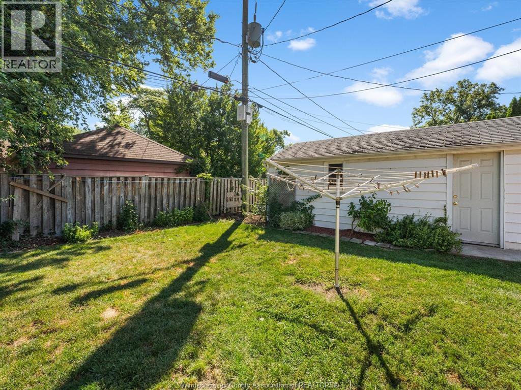 Photo 37 of 854 Belleperche Place, Windsor ON