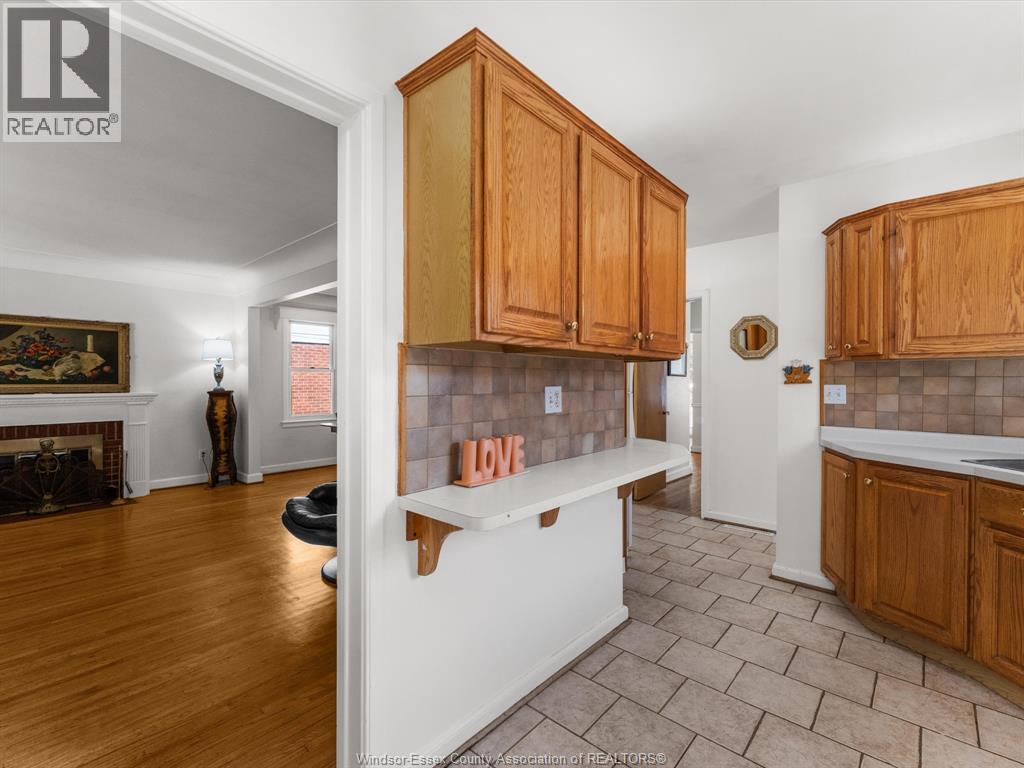 Photo 6 of 854 Belleperche Place, Windsor ON
