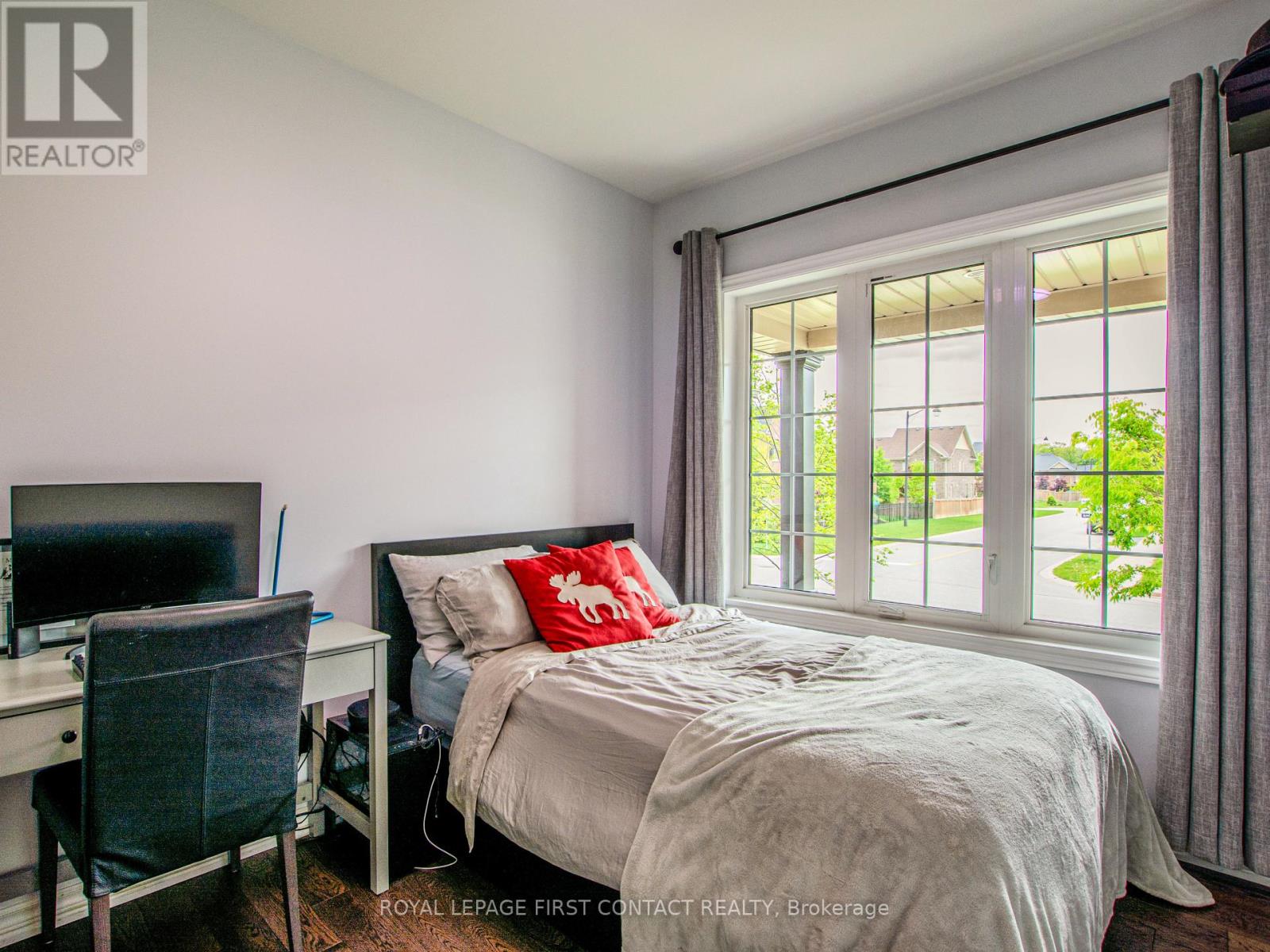 Photo 27 of 22 Olivers Mill Road, Springwater ON