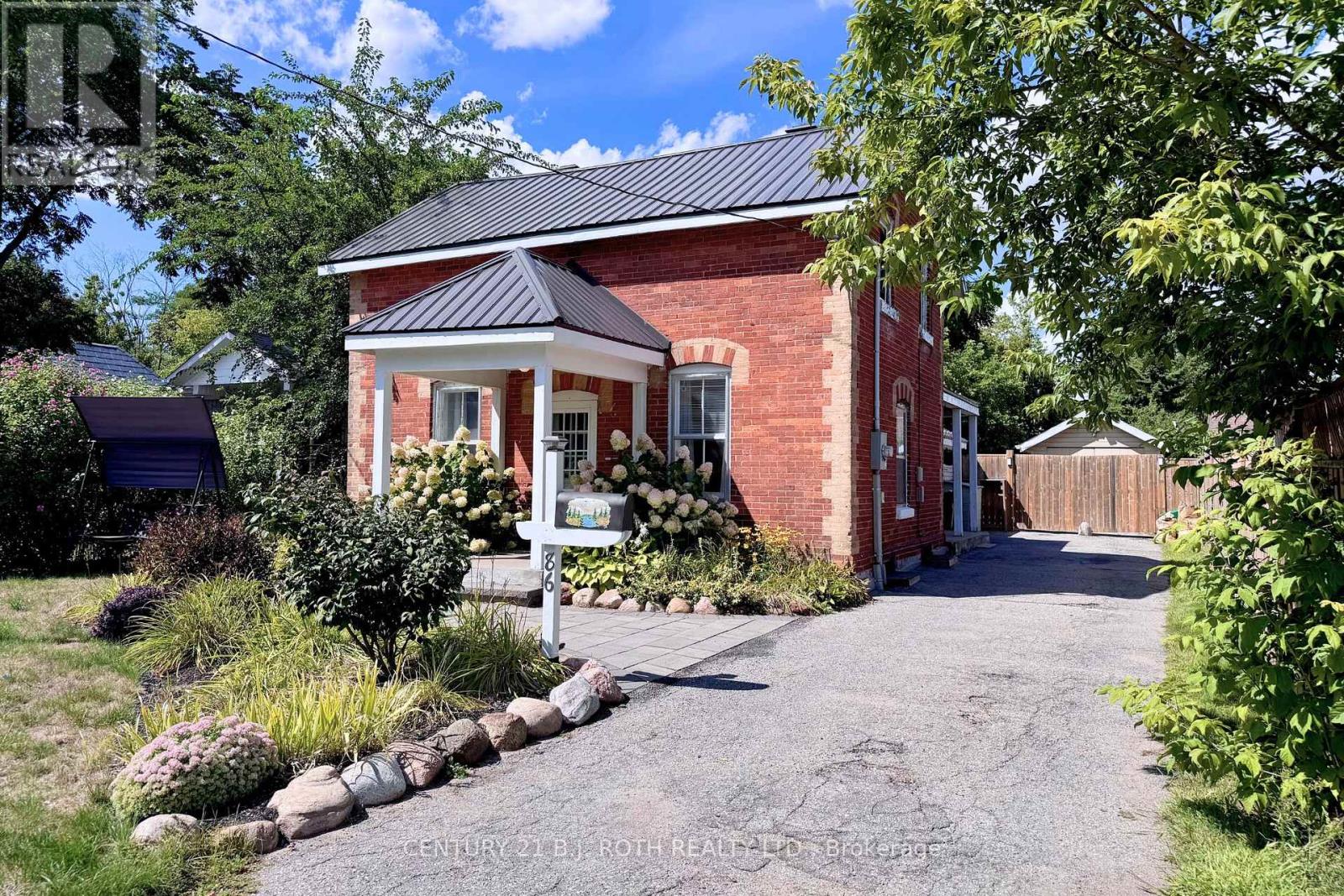 Photo 1 of 86 Henry Street, Barrie ON