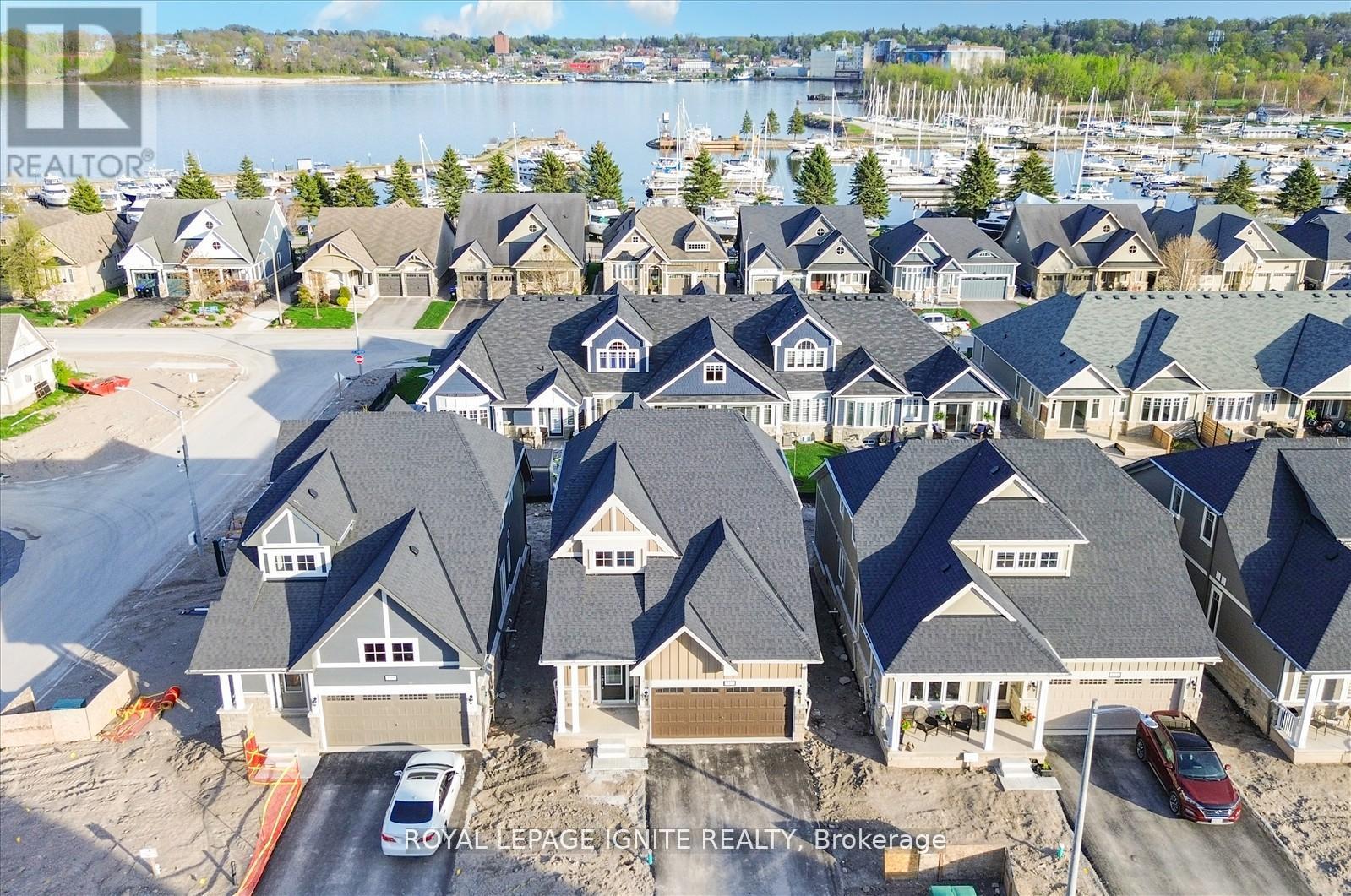 Photo 4 of 519 Hudson Crescent, Midland ON
