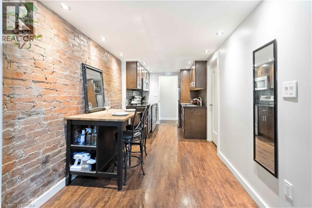 Photo 9 of 21 1 2 Albany Avenue, Hamilton ON