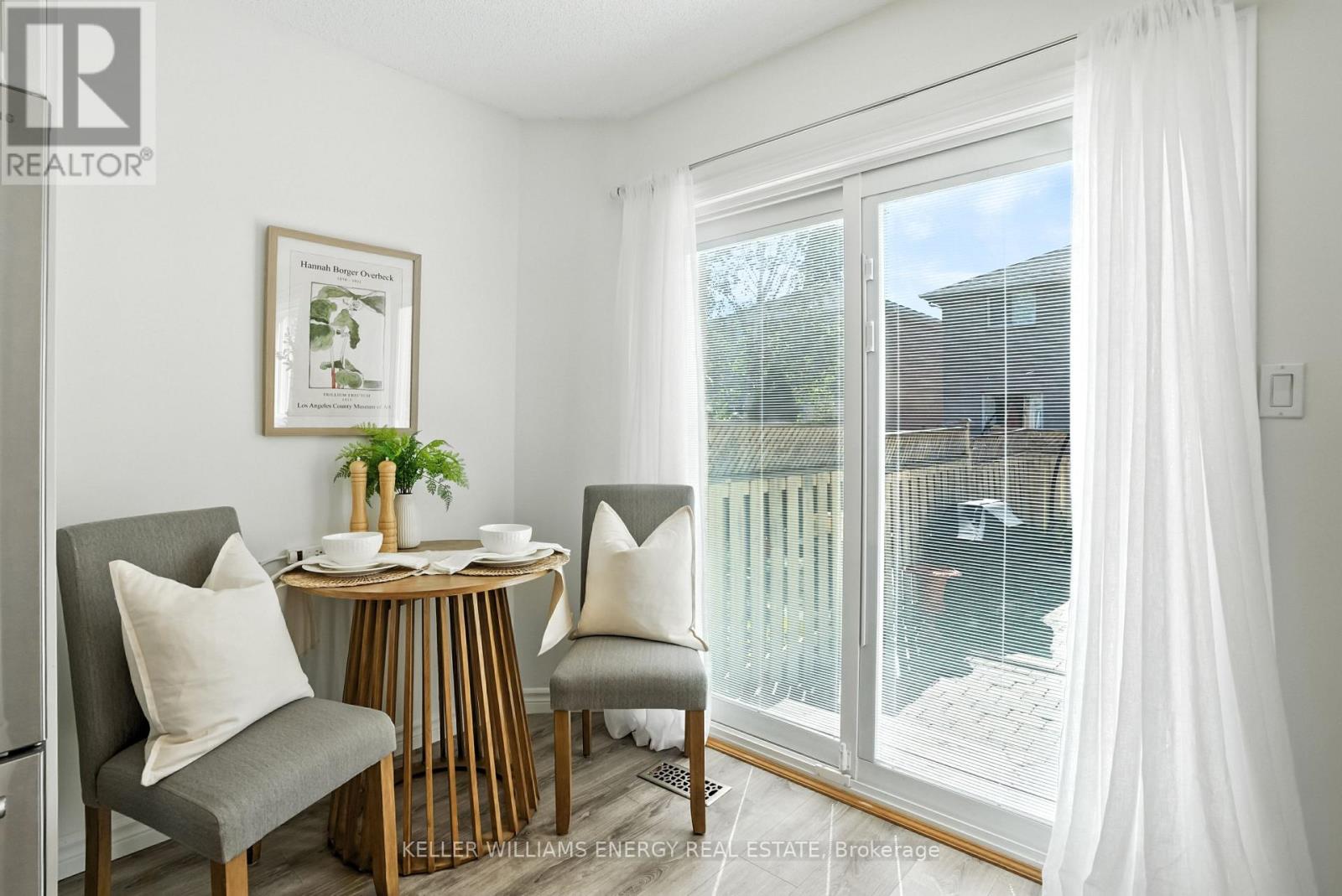 Photo 24 of 22 Short Crescent, Clarington ON