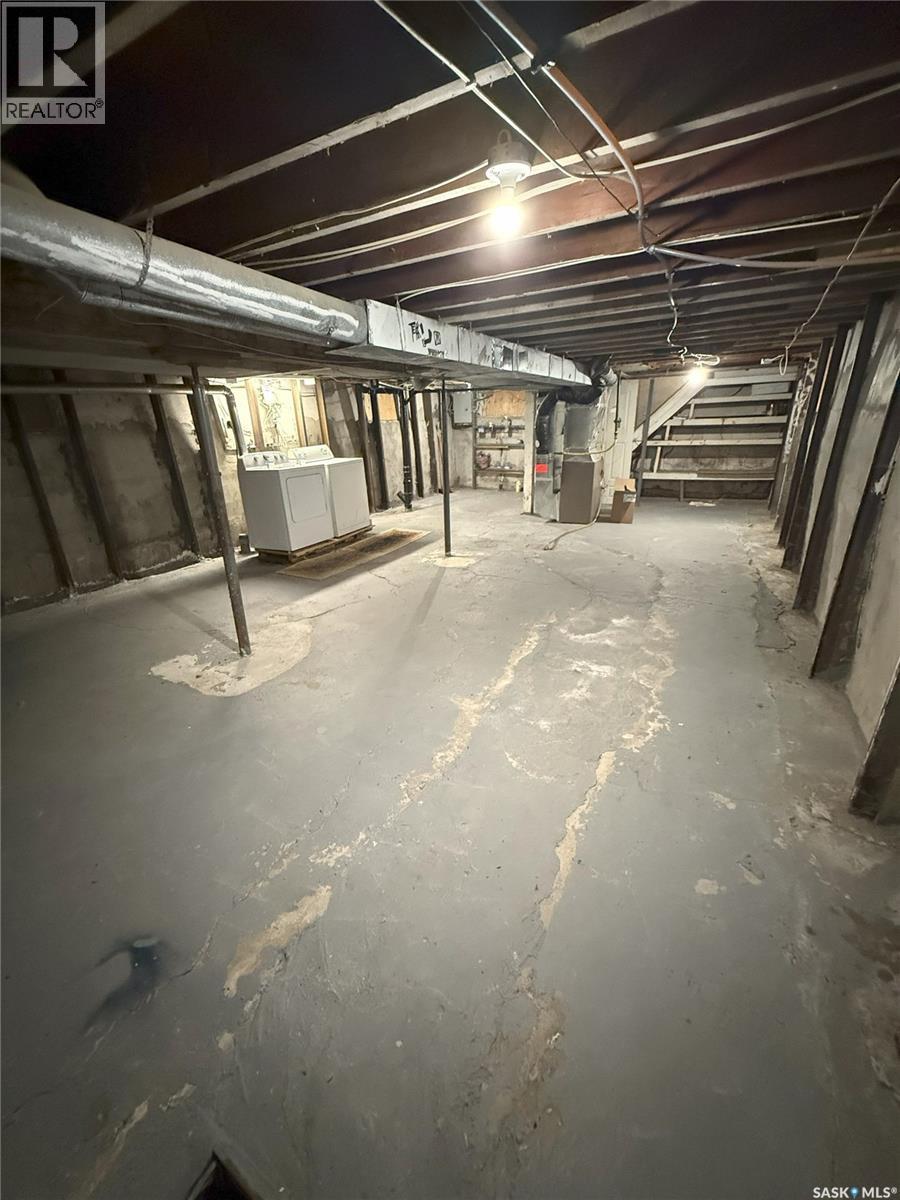 Photo 14 of 1579 Montague Street, Regina SK