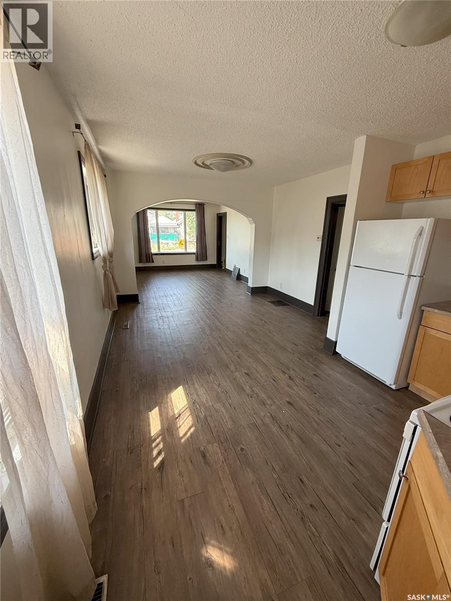 Photo 3 of 1579 Montague Street, Regina SK