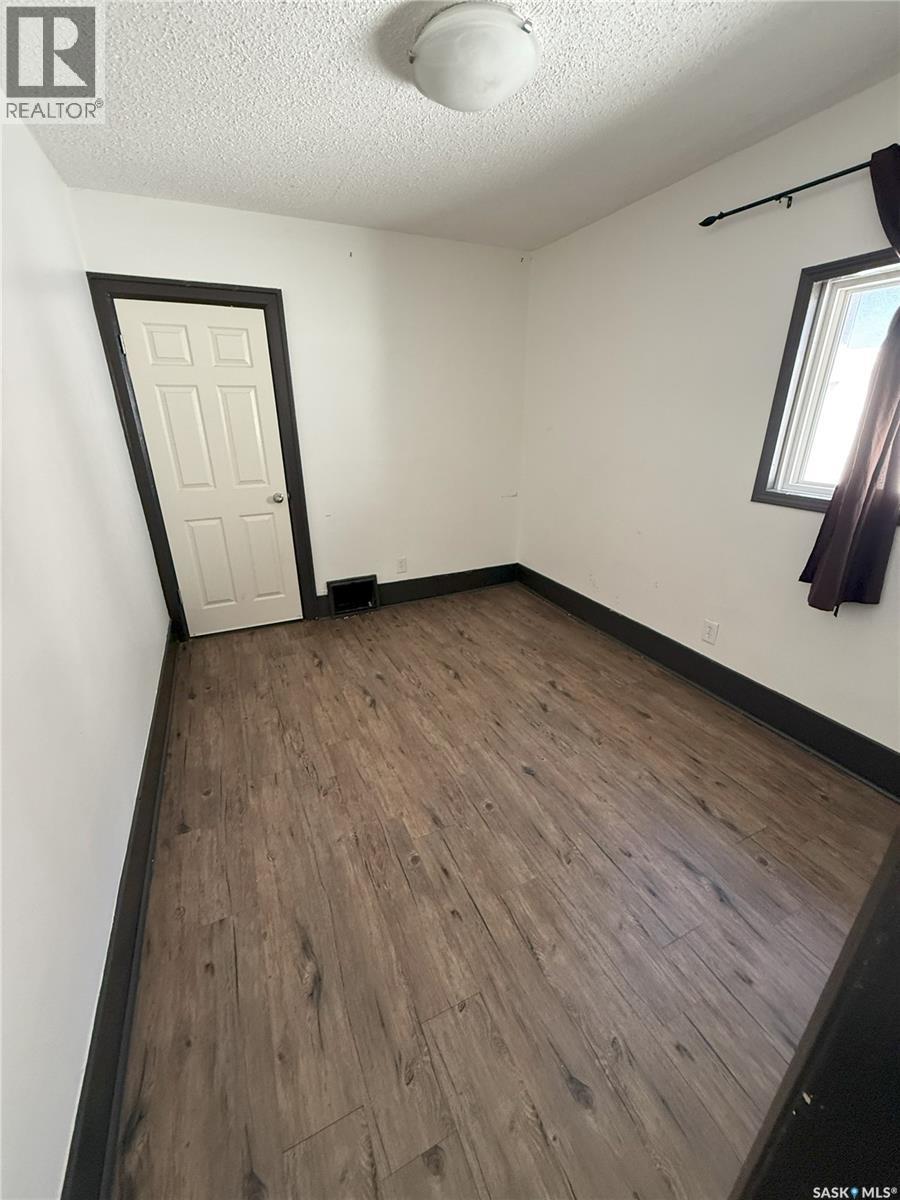 Photo 8 of 1579 Montague Street, Regina SK