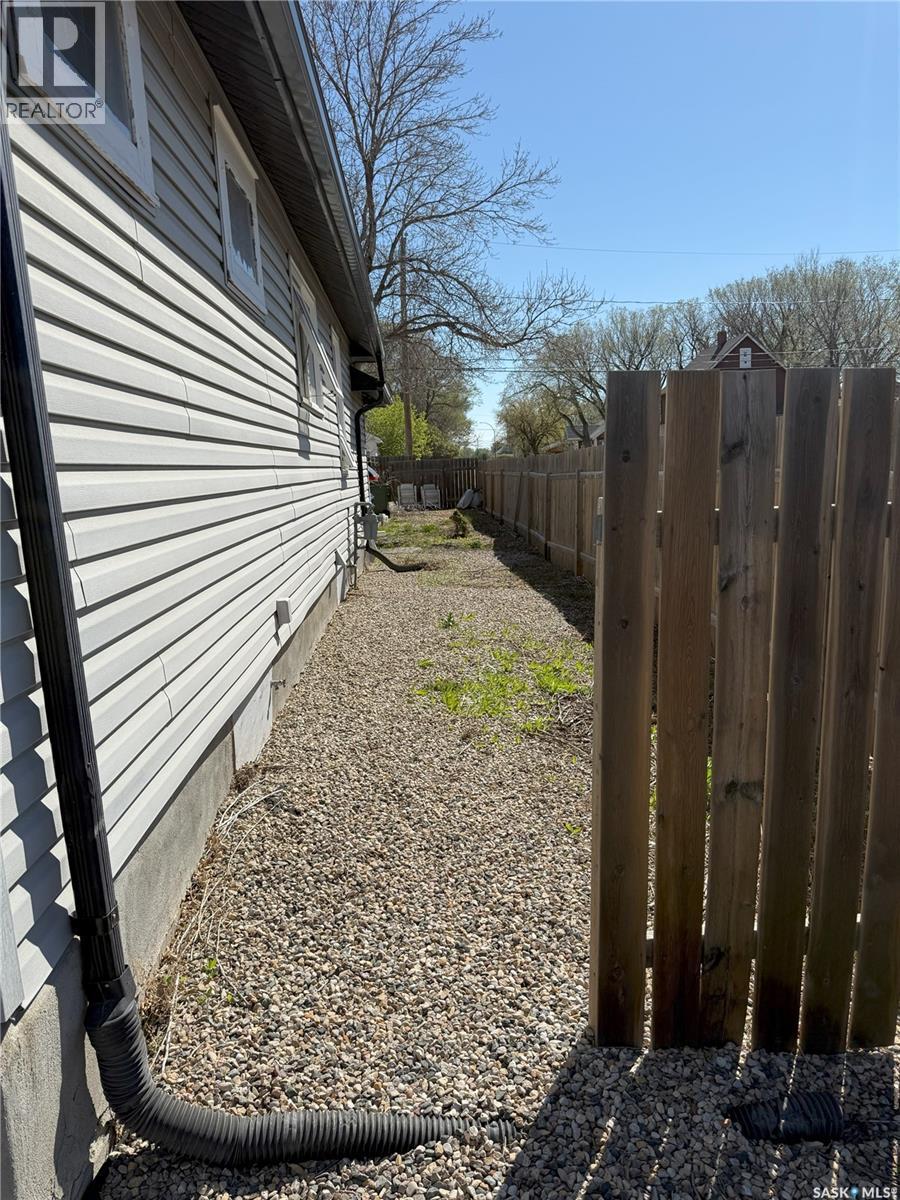 Photo 17 of 1579 Montague Street, Regina SK