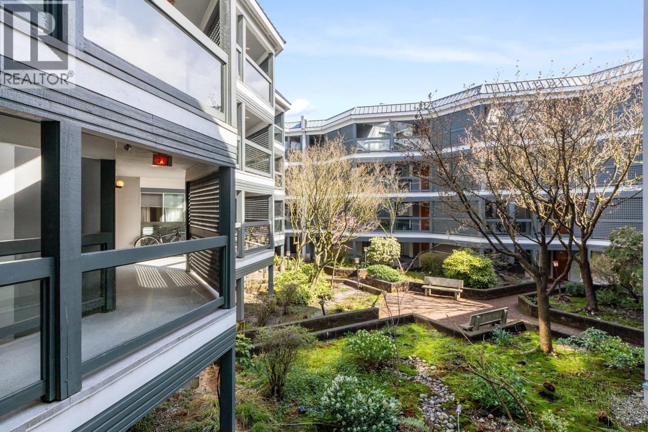 Photo 15 of 205 1345 W 4th Avenue, Vancouver BC