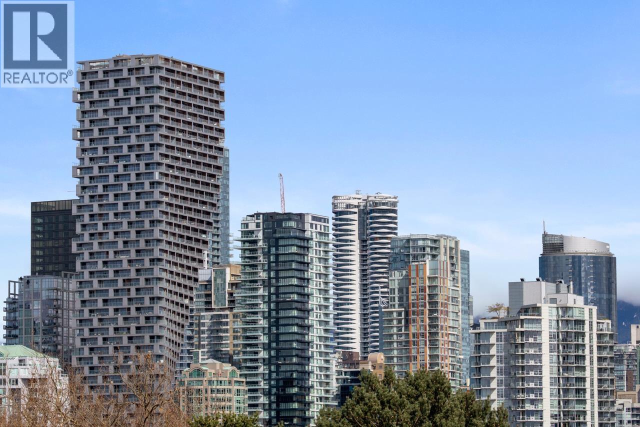 Photo 18 of 205 1345 W 4th Avenue, Vancouver BC
