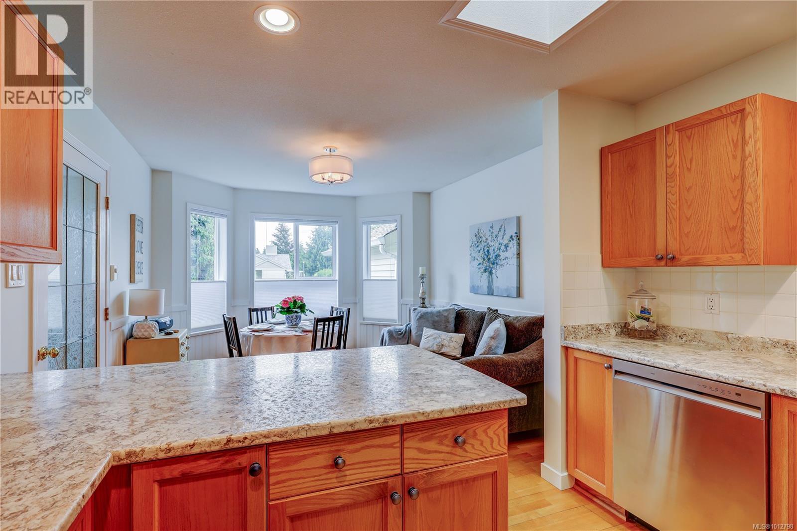 Photo 16 of 5959 Waterton Dr, Nanaimo BC