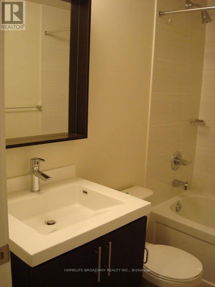 Photo 20 of 916 560 Front Street W, Toronto ON