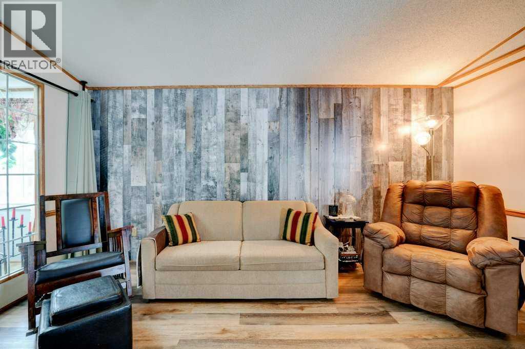Photo 8 of 3126 Burroughs Manor Ne, Calgary AB