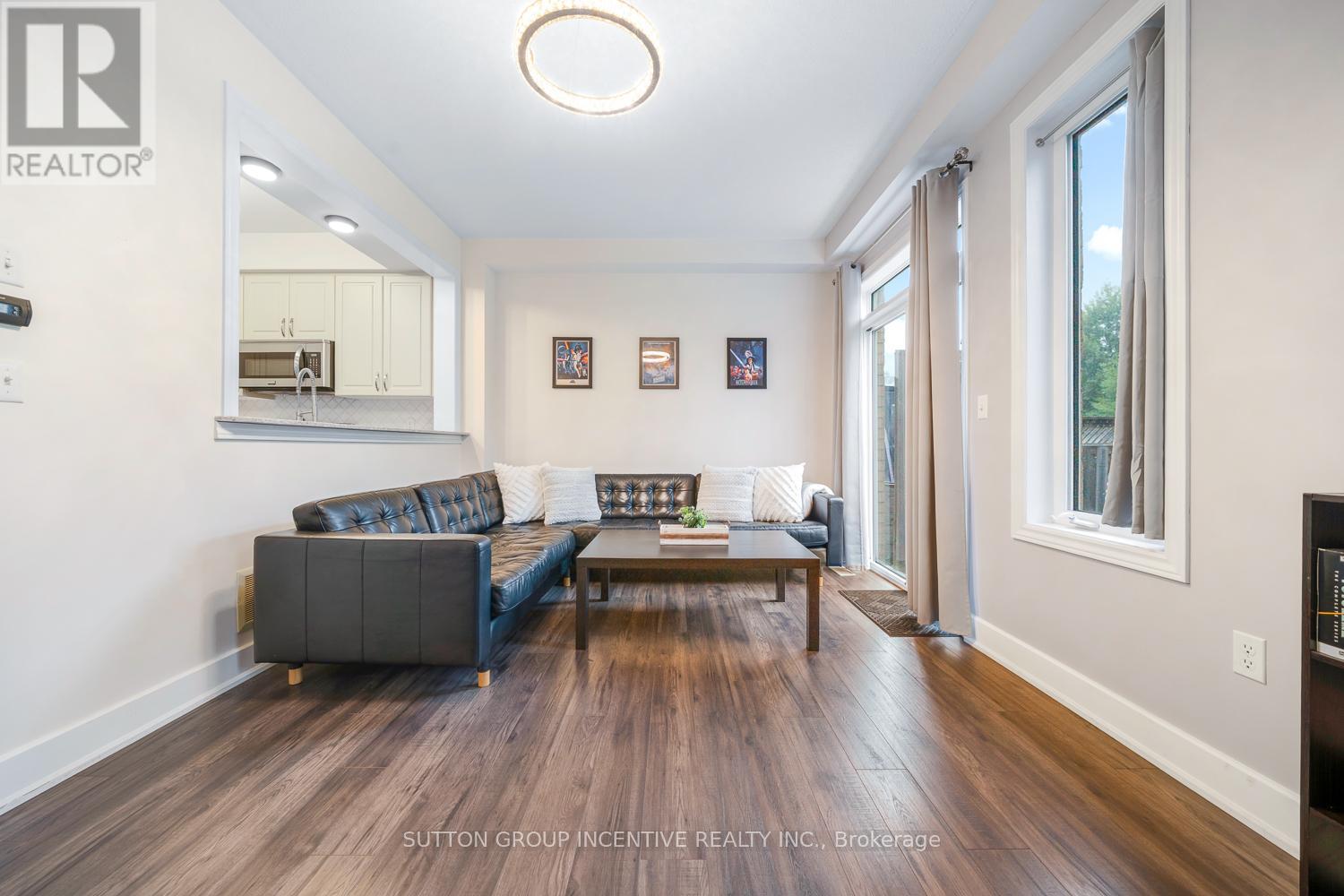 Photo 12 of 105 Collier Crescent, Essa ON