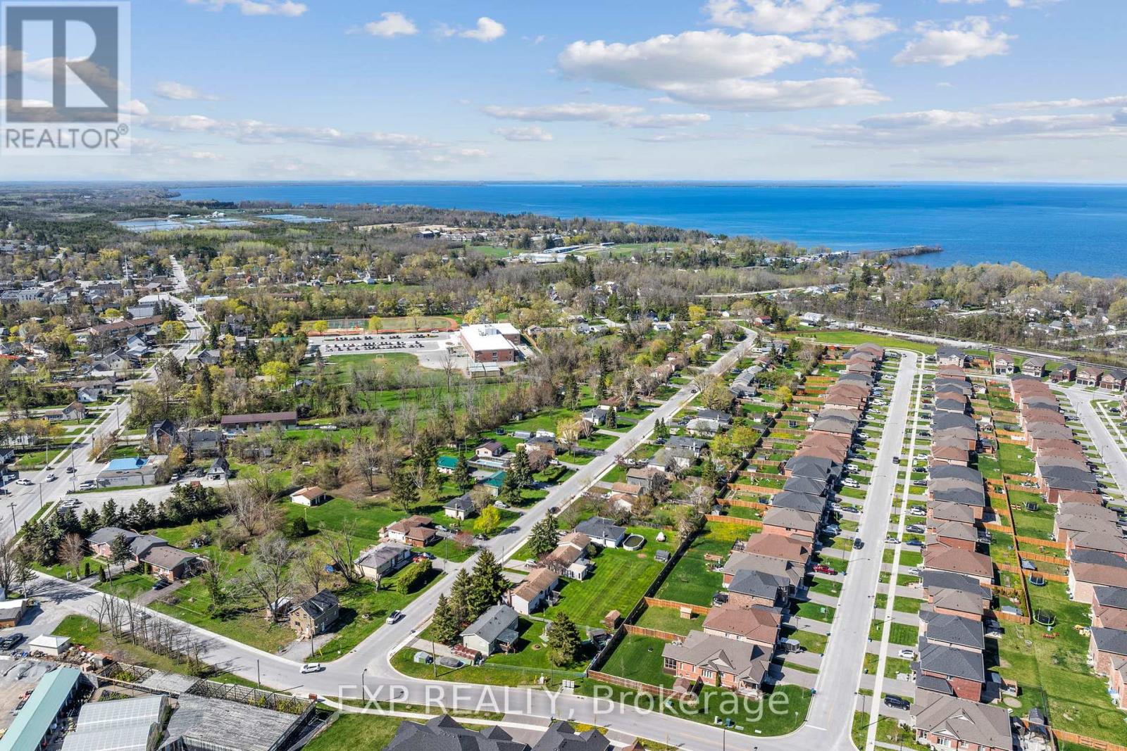 Photo 42 of 354 Lakeland Crescent, Brock ON