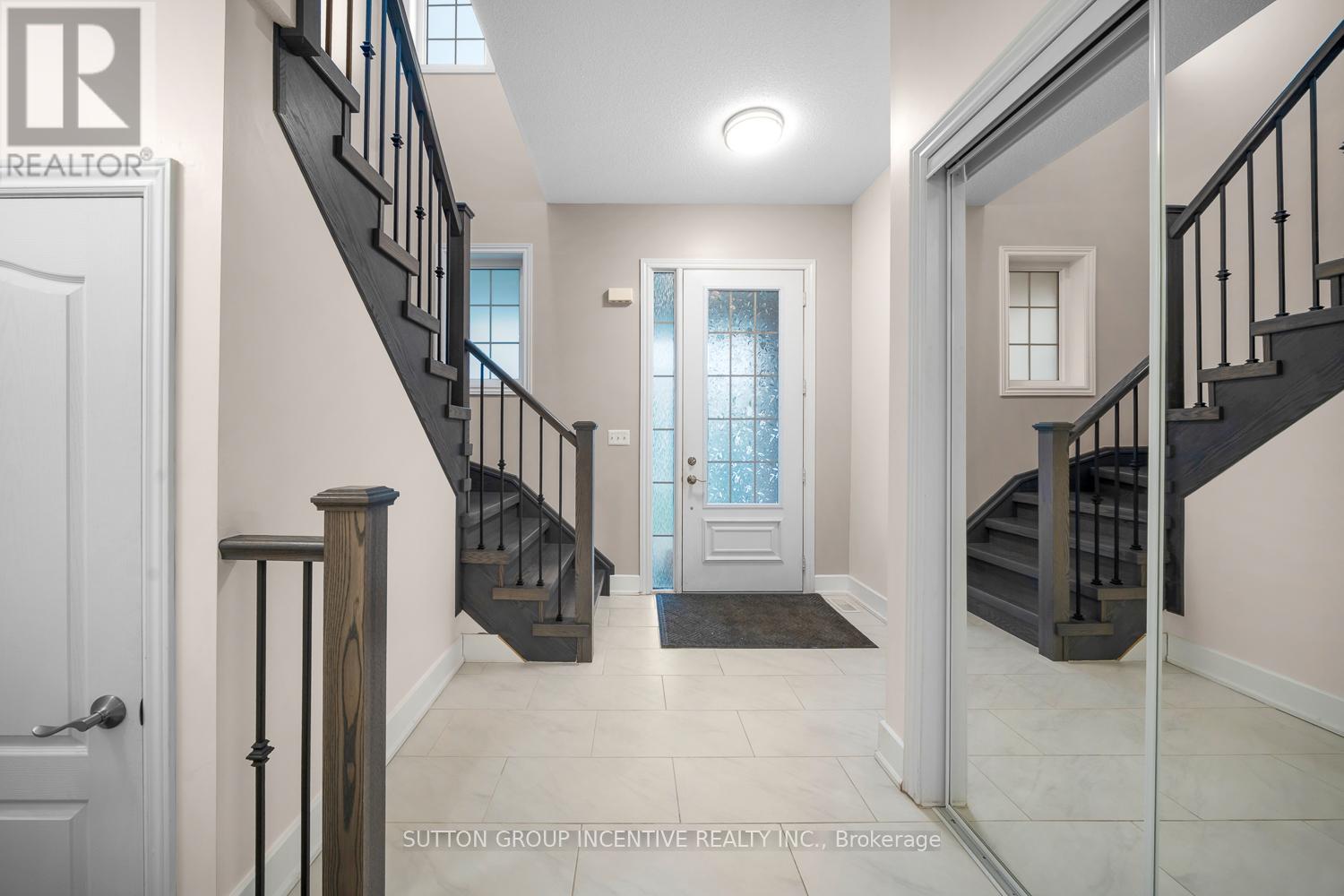 Photo 5 of 105 Collier Crescent, Essa ON