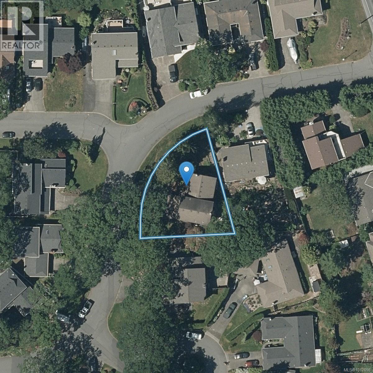 Photo 31 of 4049 Hopesmore Dr, Saanich BC