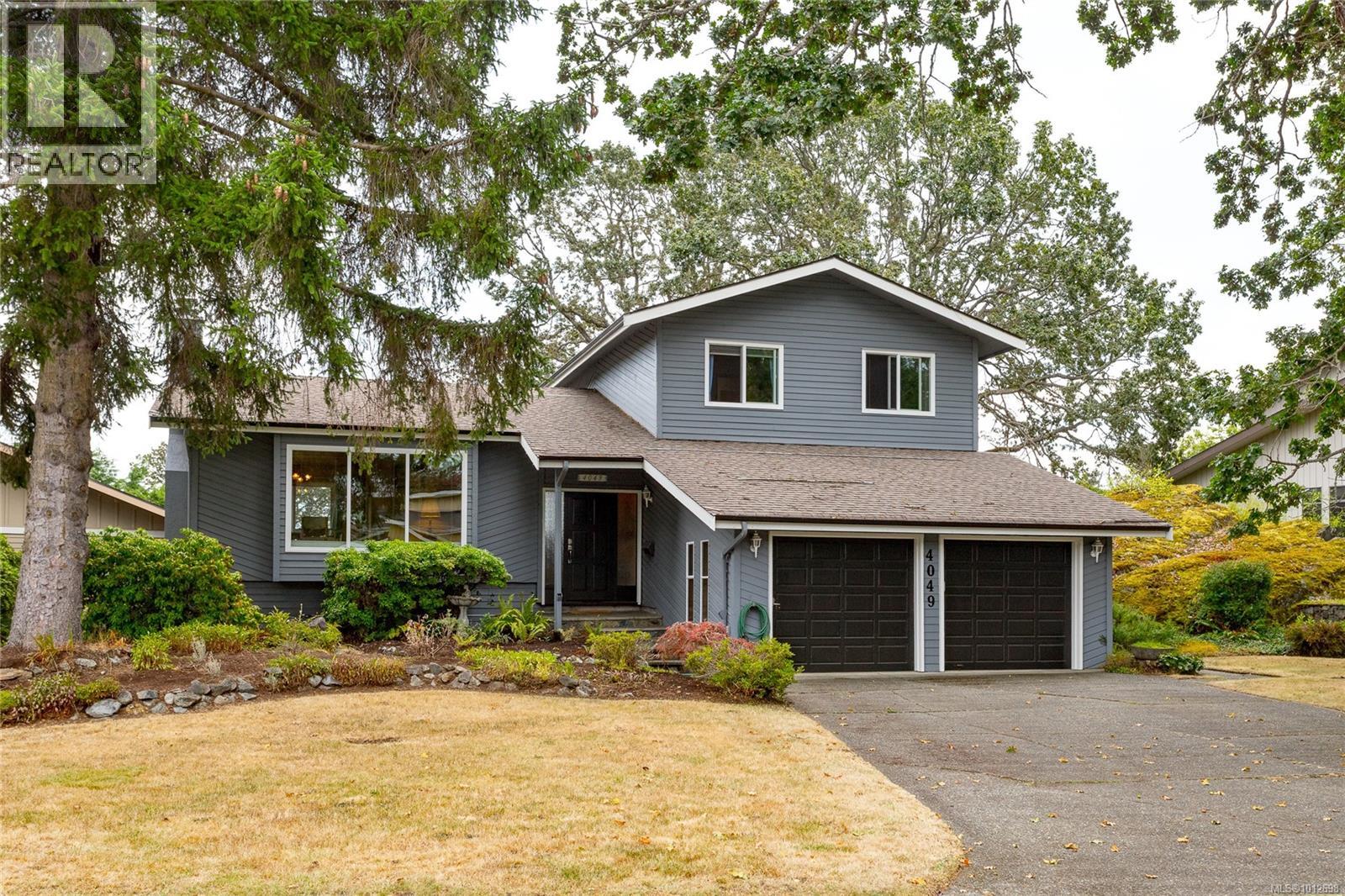 Photo 1 of 4049 Hopesmore Dr, Saanich BC