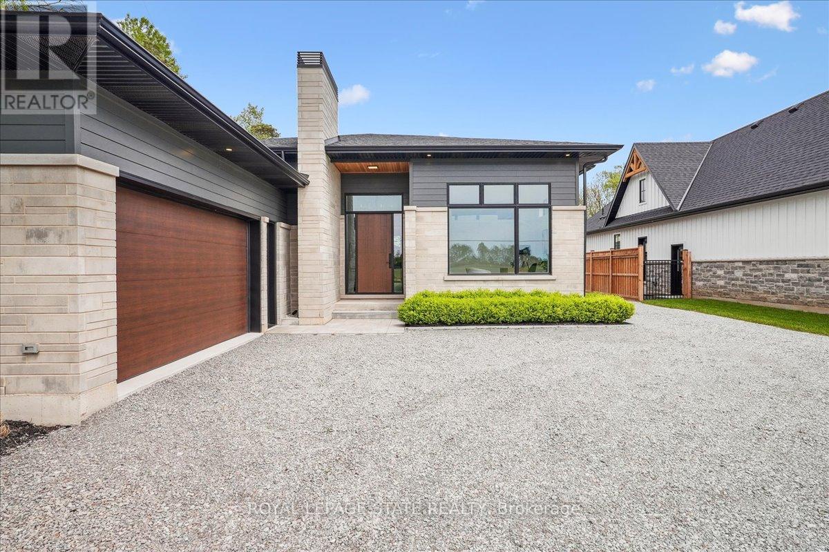 Photo 13 of 1613 G Lookout Street, Pelham ON