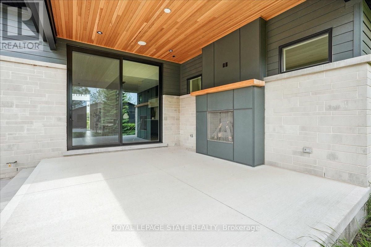 Photo 37 of 1613 G Lookout Street, Pelham ON