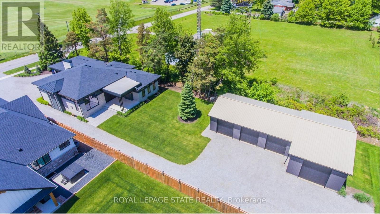 Photo 1 of 1613 G Lookout Street, Pelham ON