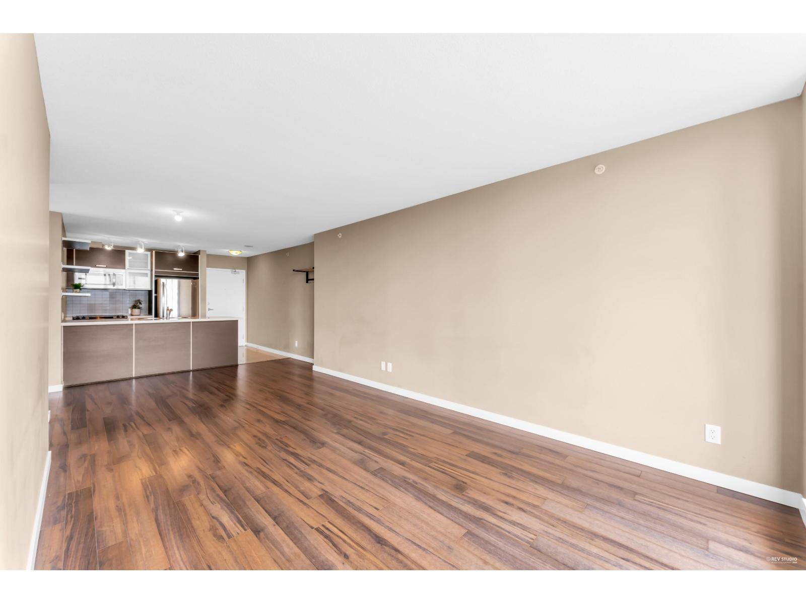 Photo 7 of 2909 9981 Whalley Boulevard, Surrey BC