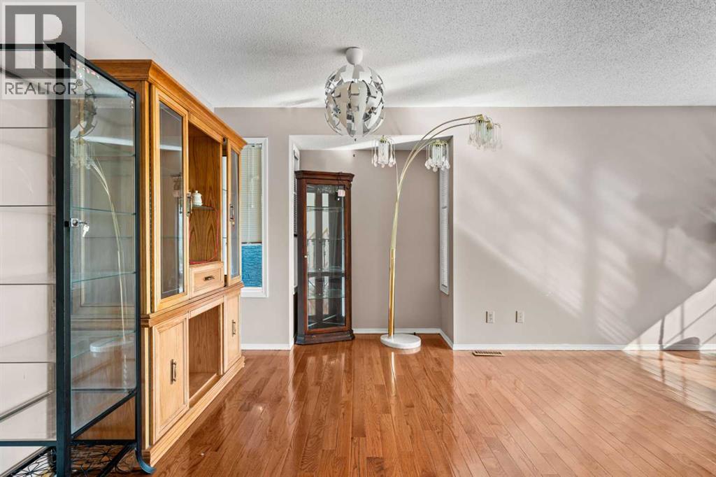 Photo 19 of 7140 California Boulevard Ne, Calgary AB