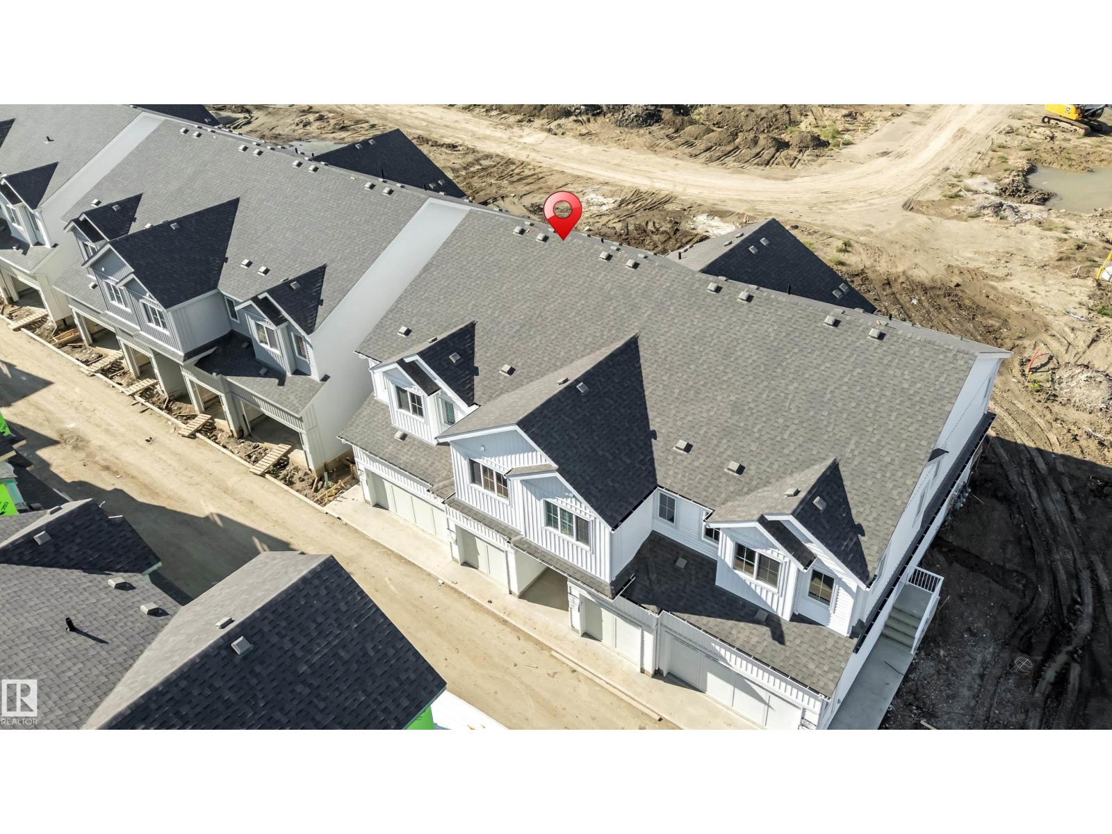 Photo 5 of 4 7110 Keswick Cm Sw, Edmonton AB